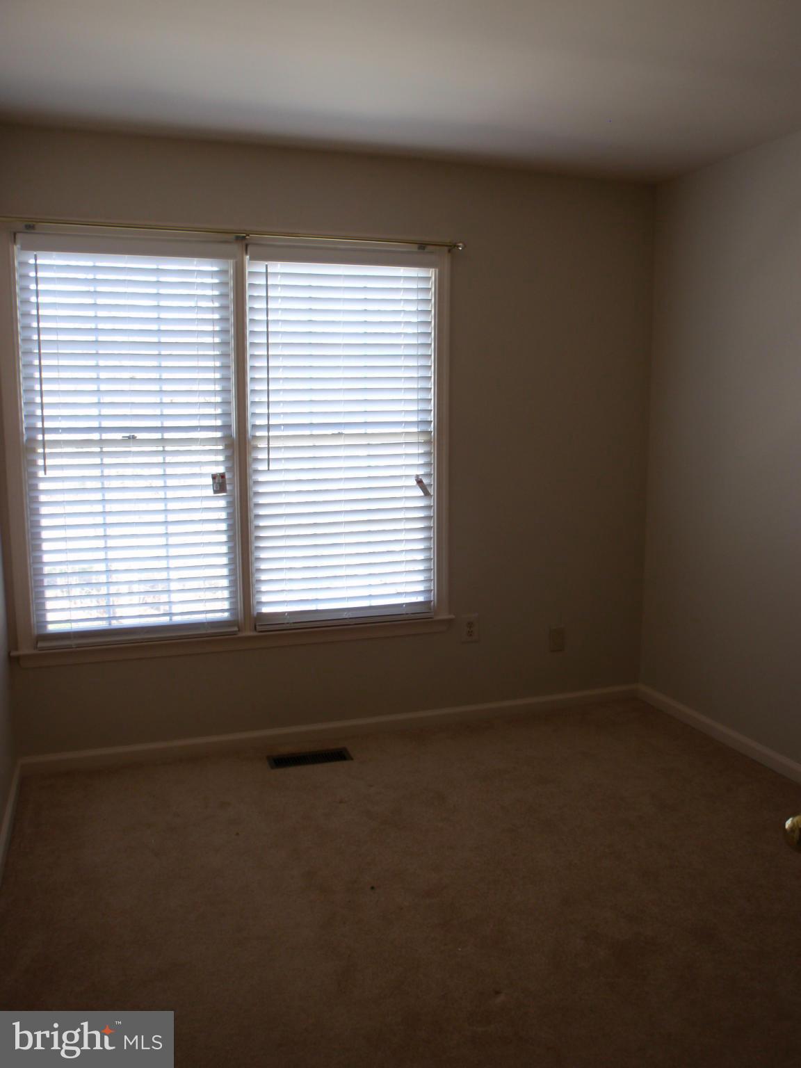 RUSSETT - Residential Lease