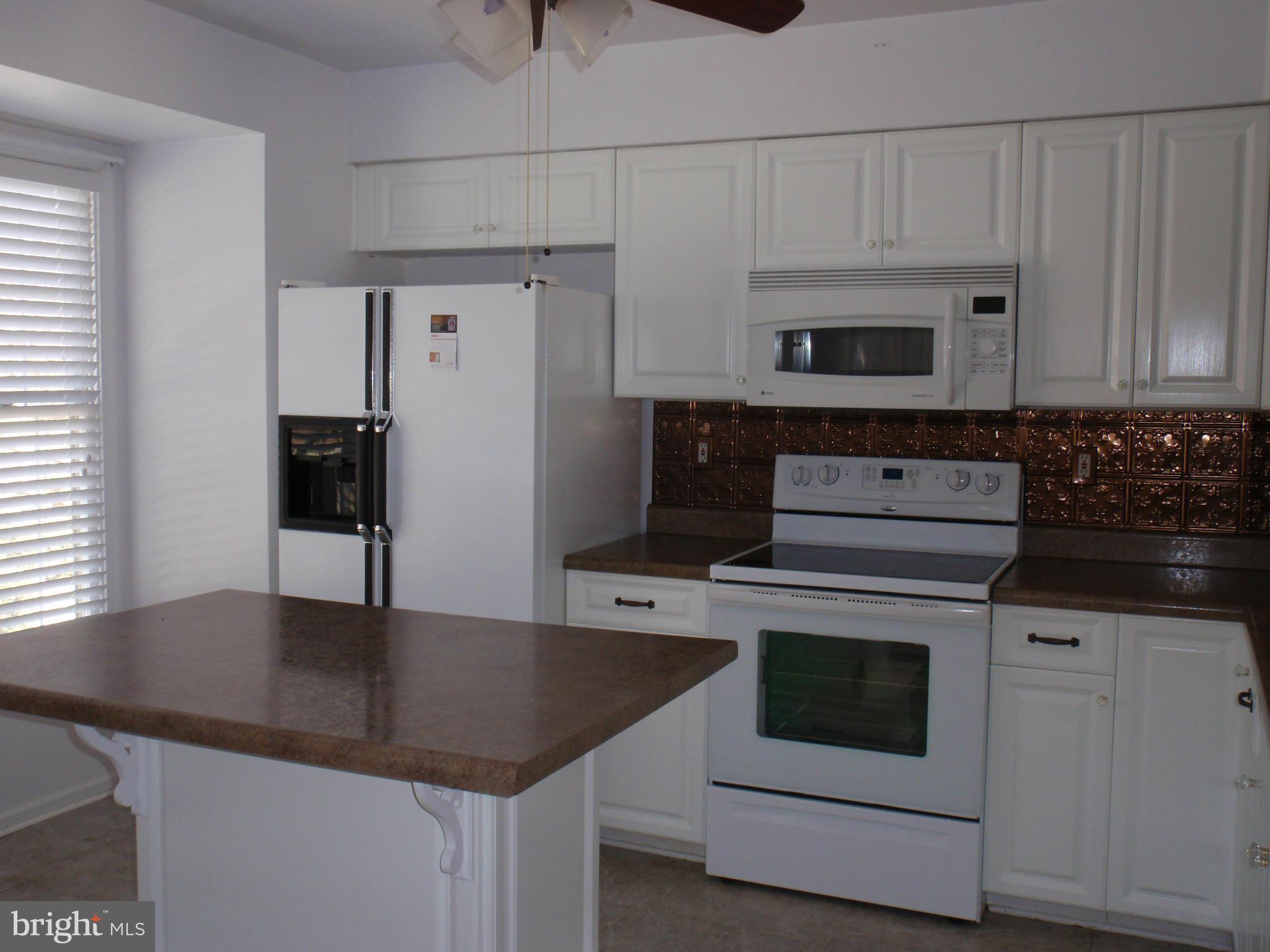 RUSSETT - Residential Lease