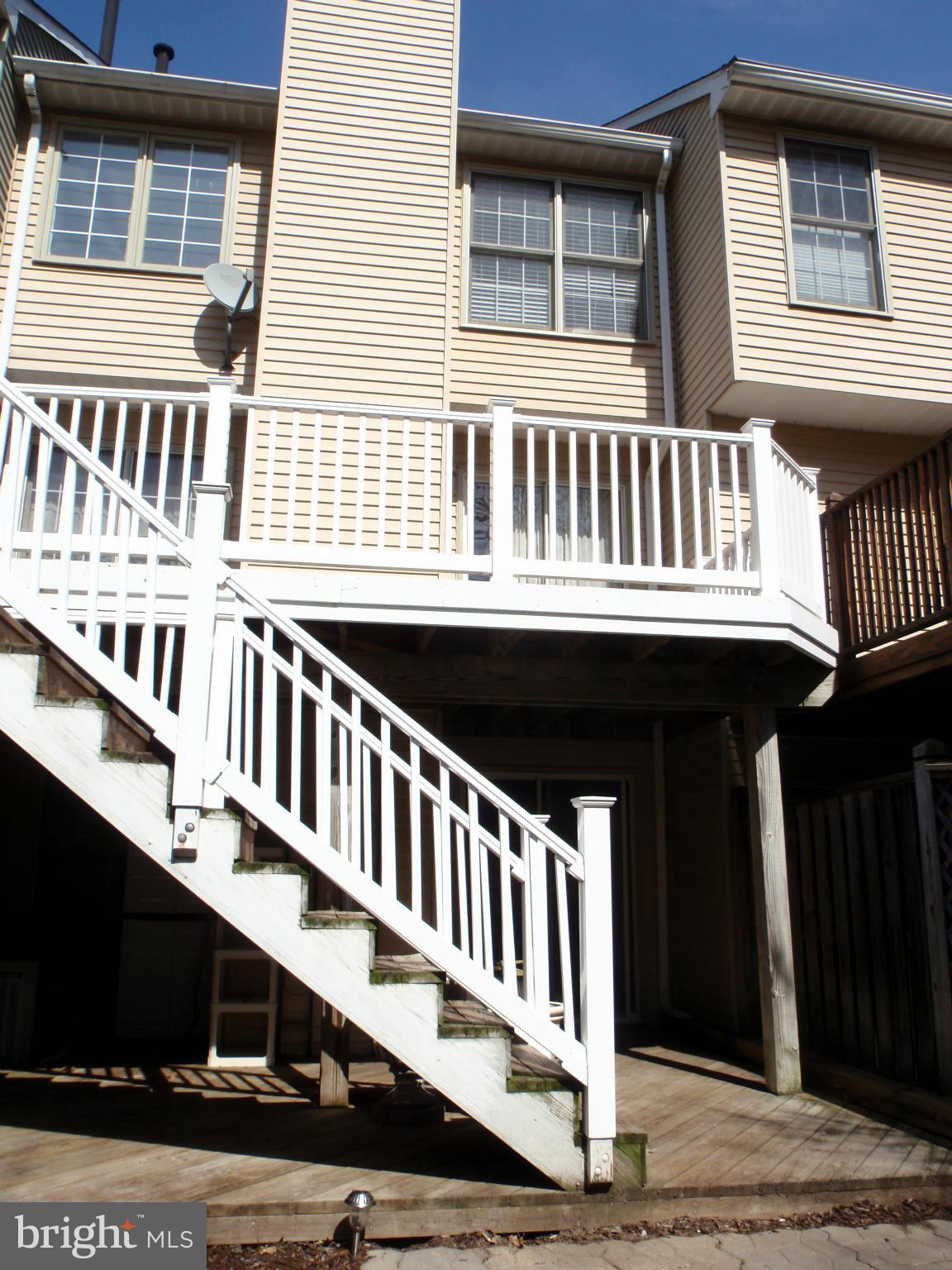 RUSSETT - Residential Lease