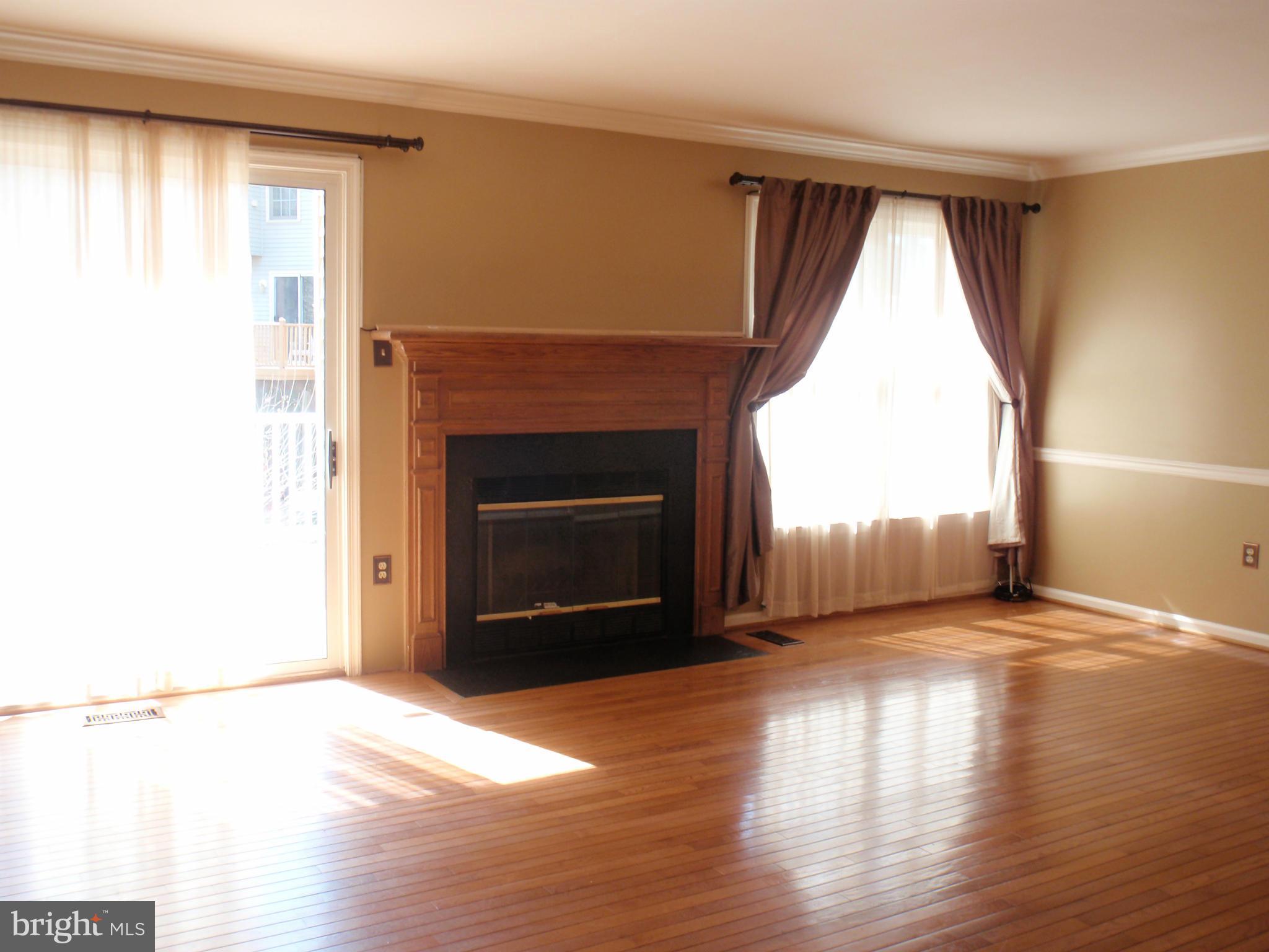 RUSSETT - Residential Lease