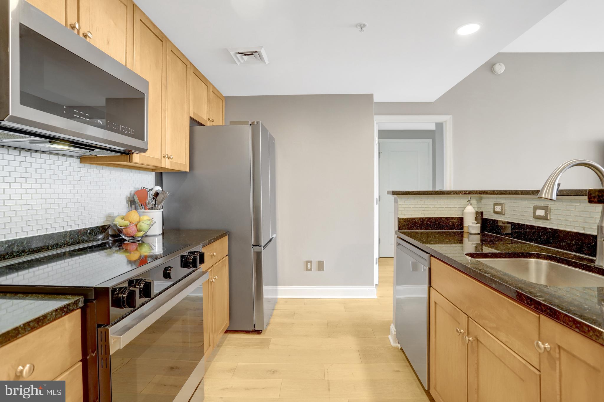 CLARENDON - Residential