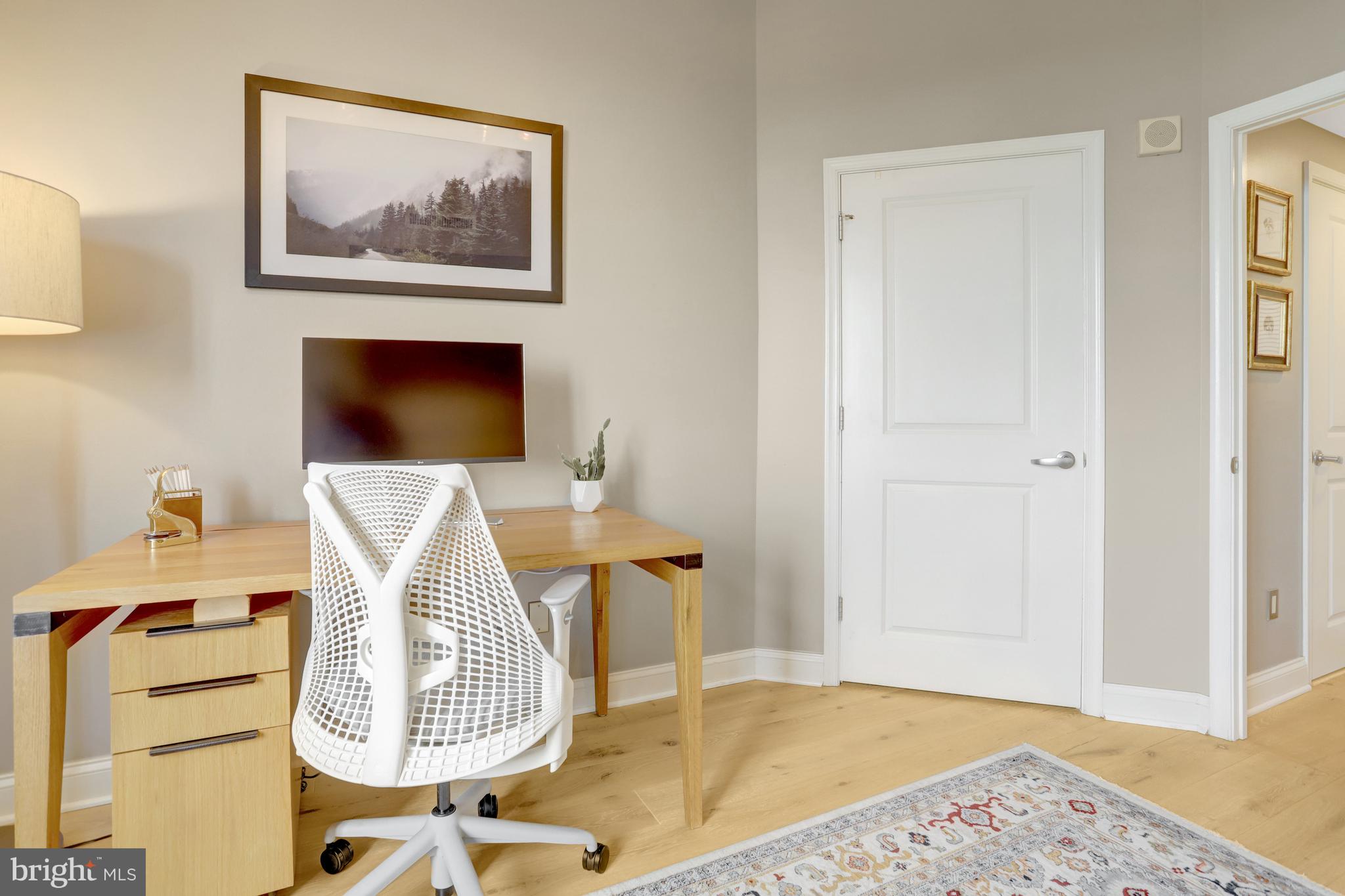 CLARENDON - Residential