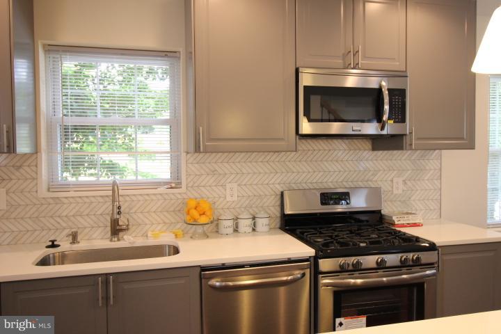 HAMILTON HEIGHTS - Residential