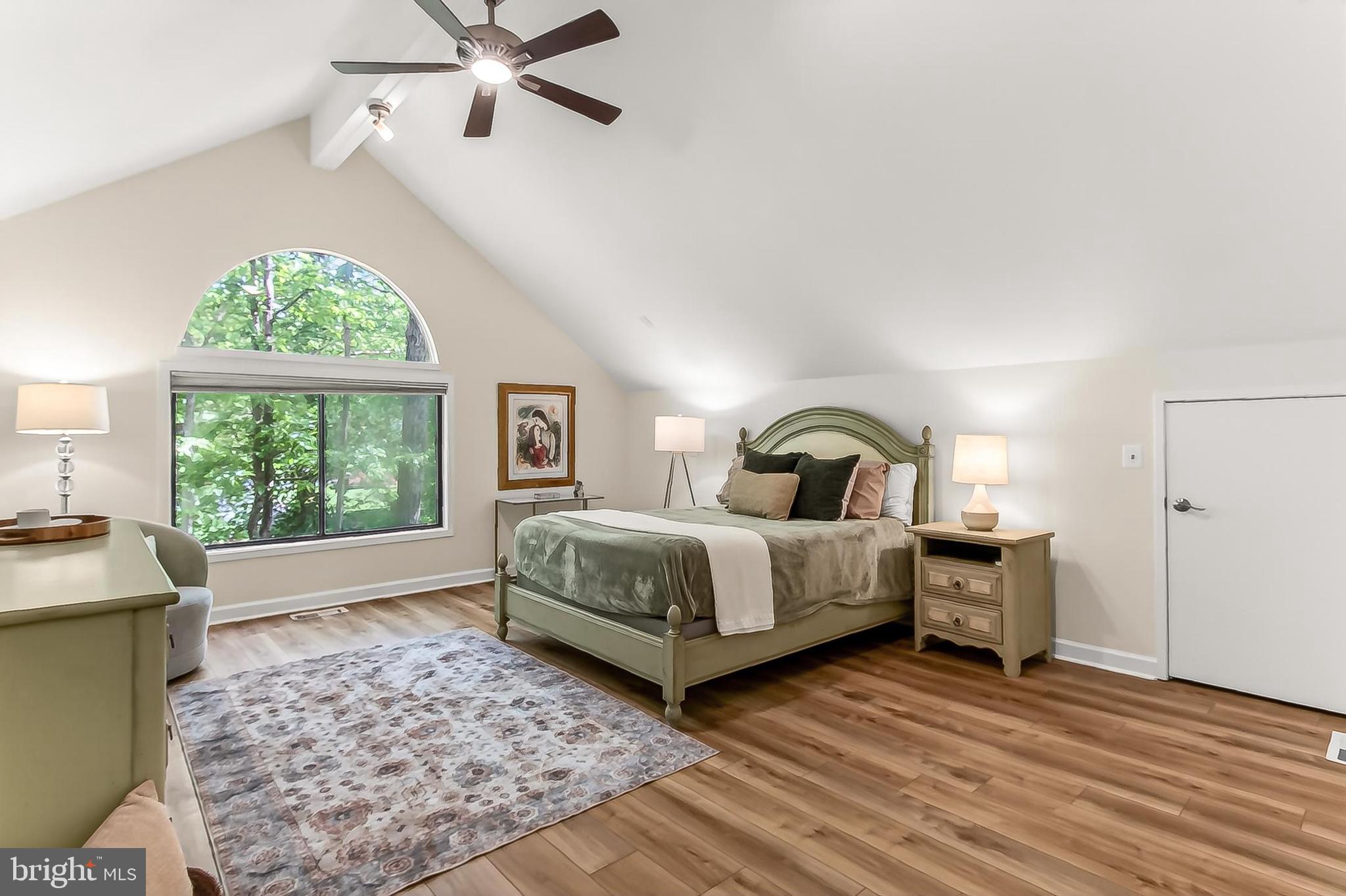 RESTON - Residential