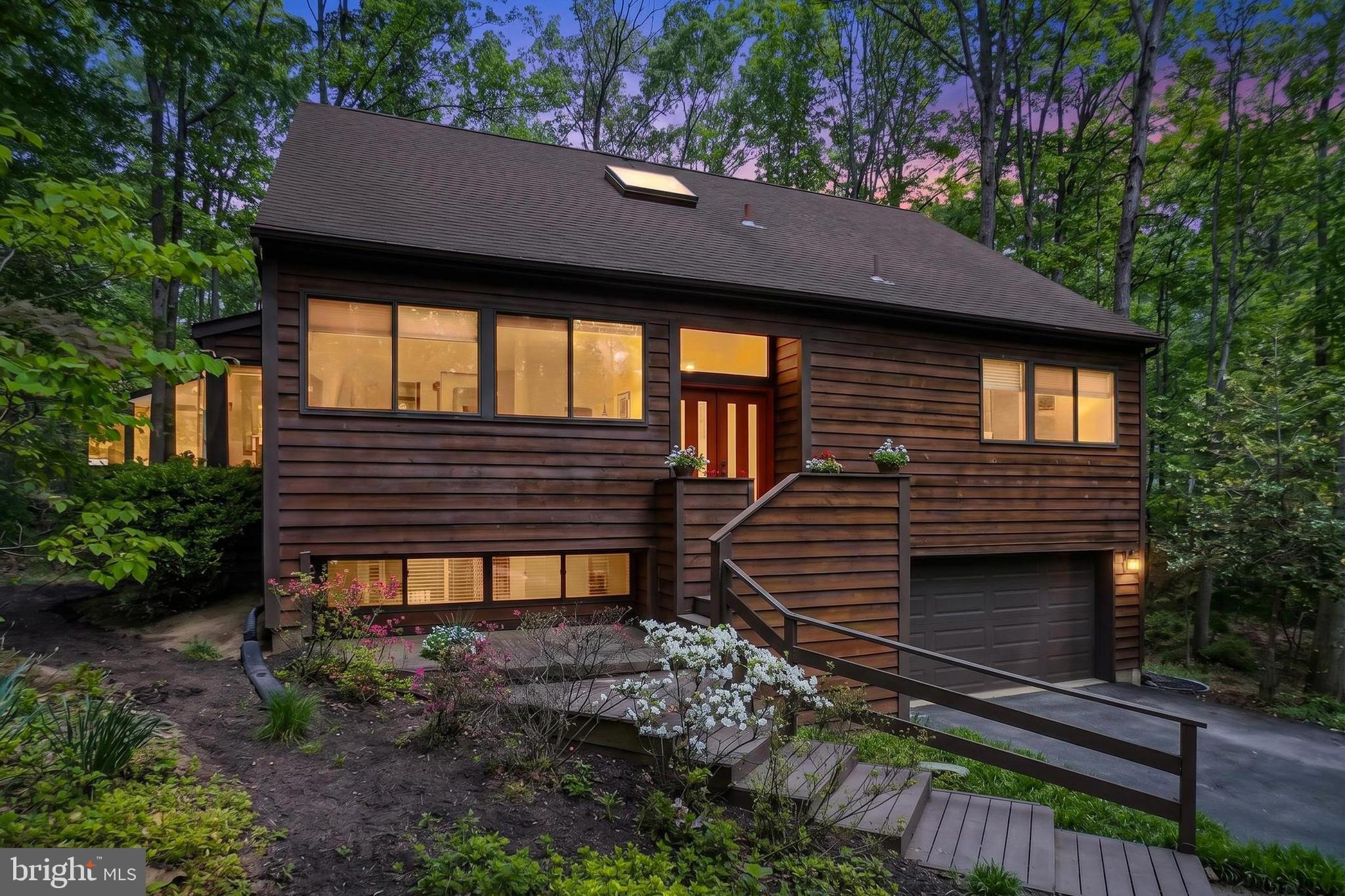 RESTON - Residential