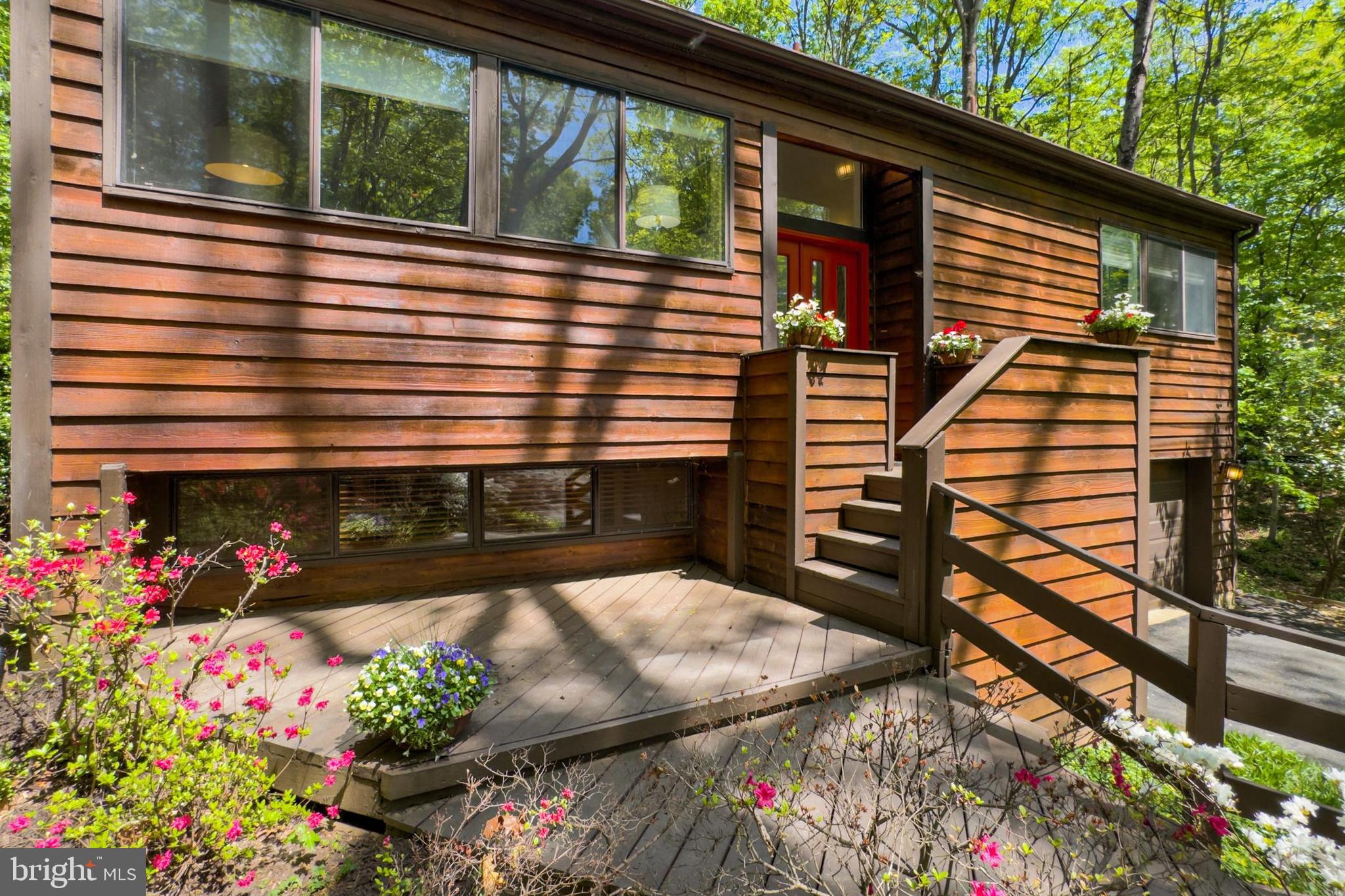 RESTON - Residential