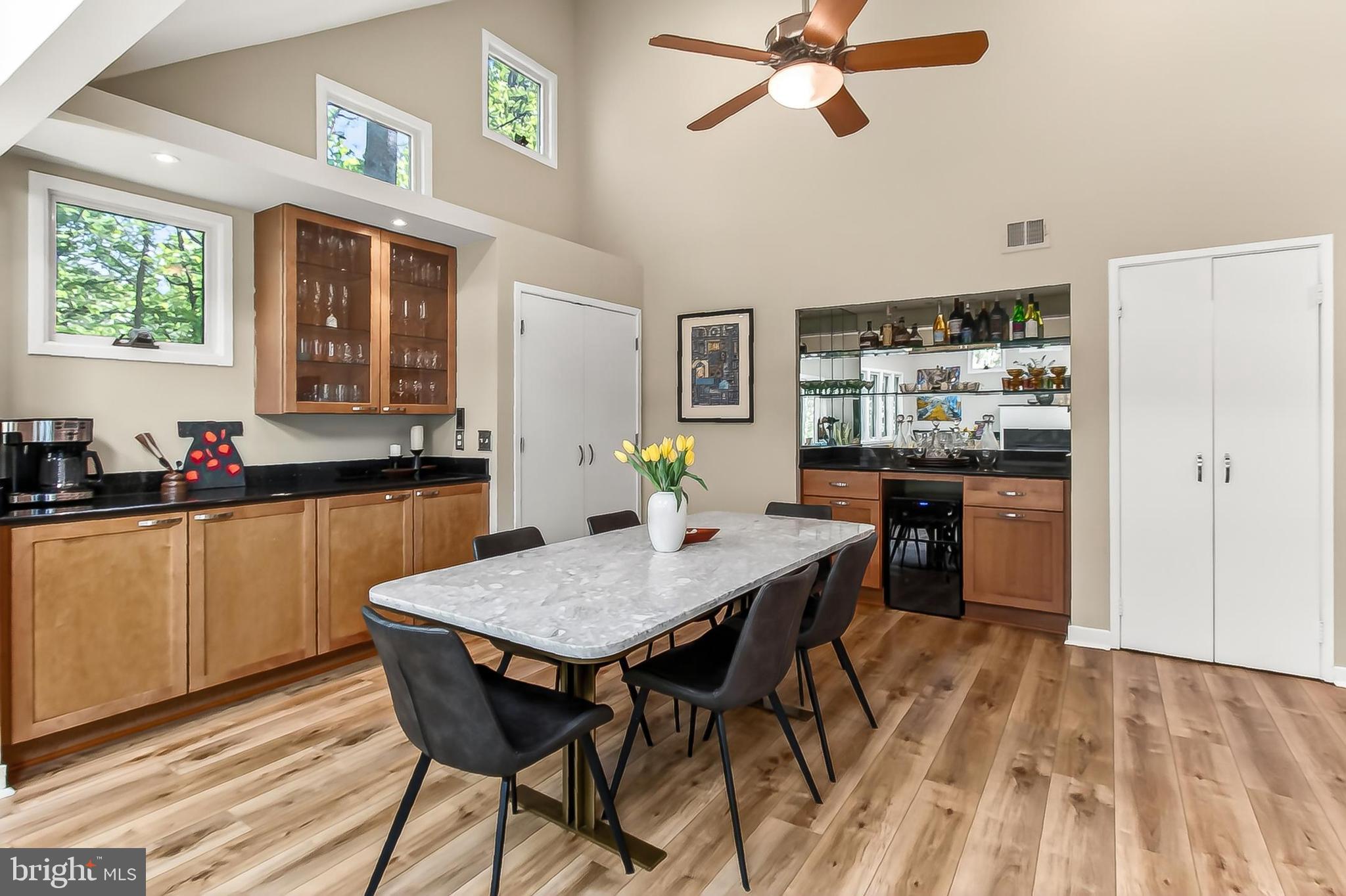 RESTON - Residential