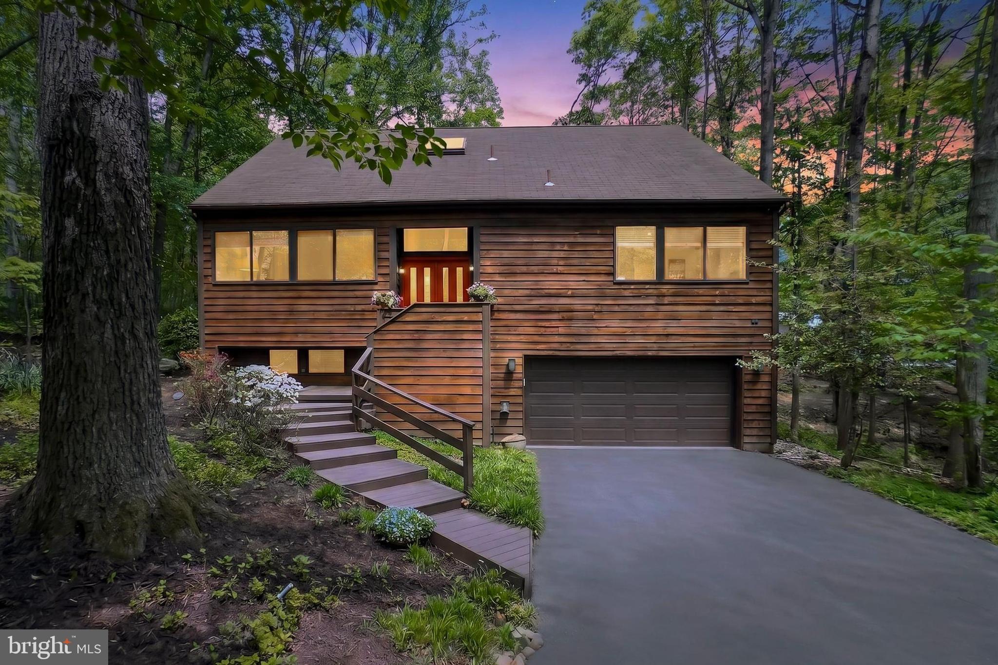 RESTON - Residential