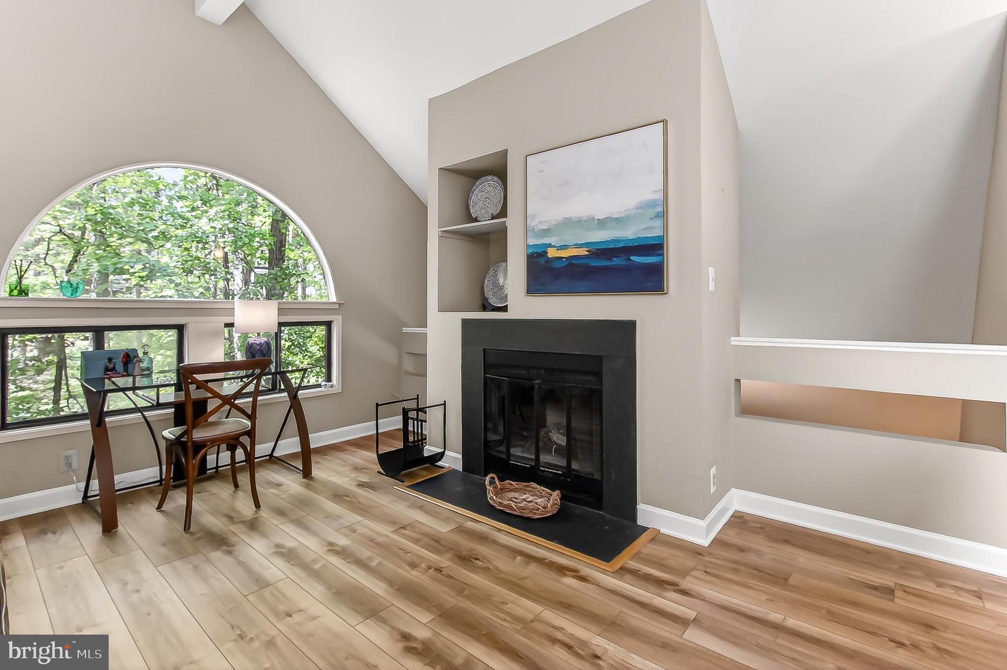 RESTON - Residential