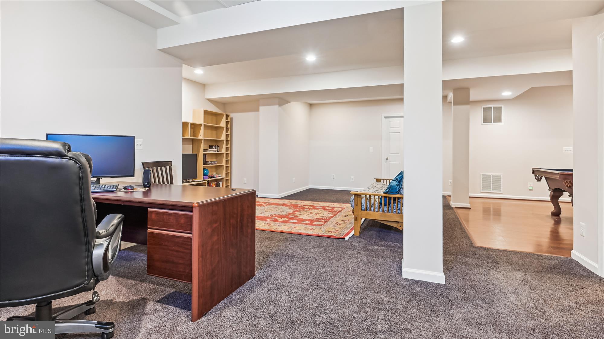 ASHBURN FARM - Residential