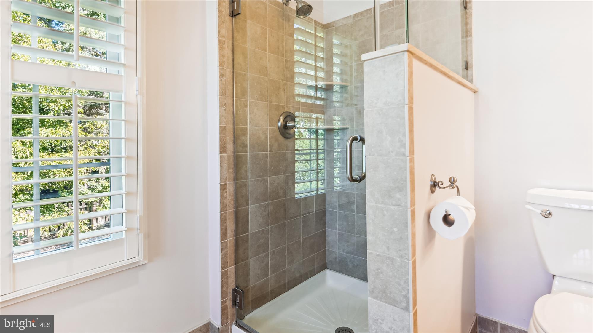 ASHBURN FARM - Residential