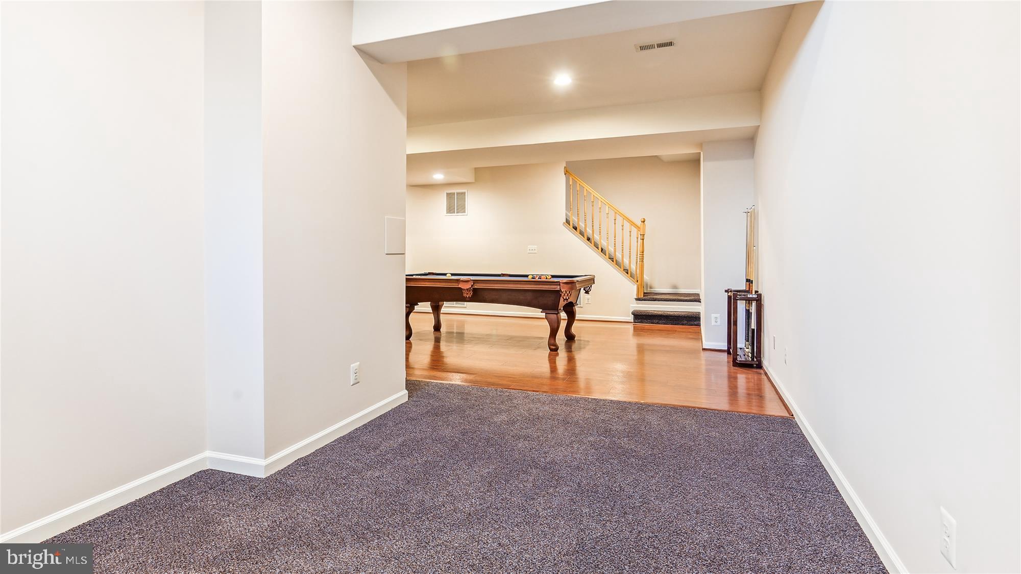 ASHBURN FARM - Residential