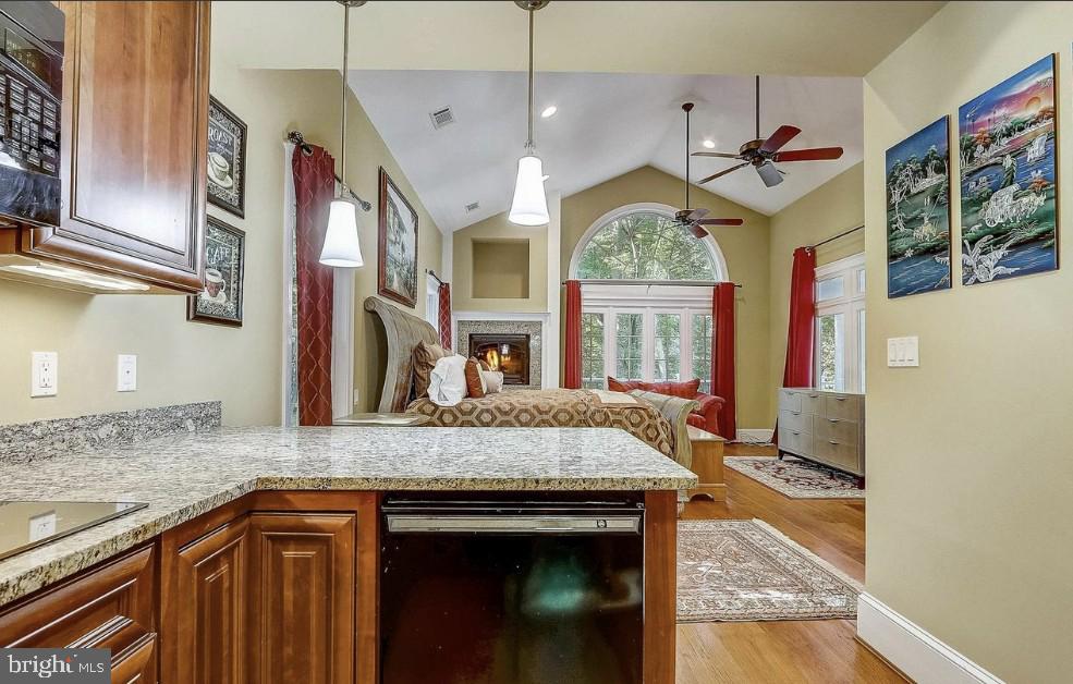 RIVERS EDGE - Residential Lease