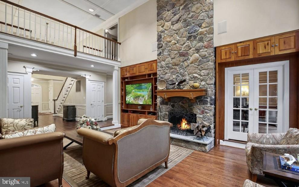 RIVERS EDGE - Residential Lease