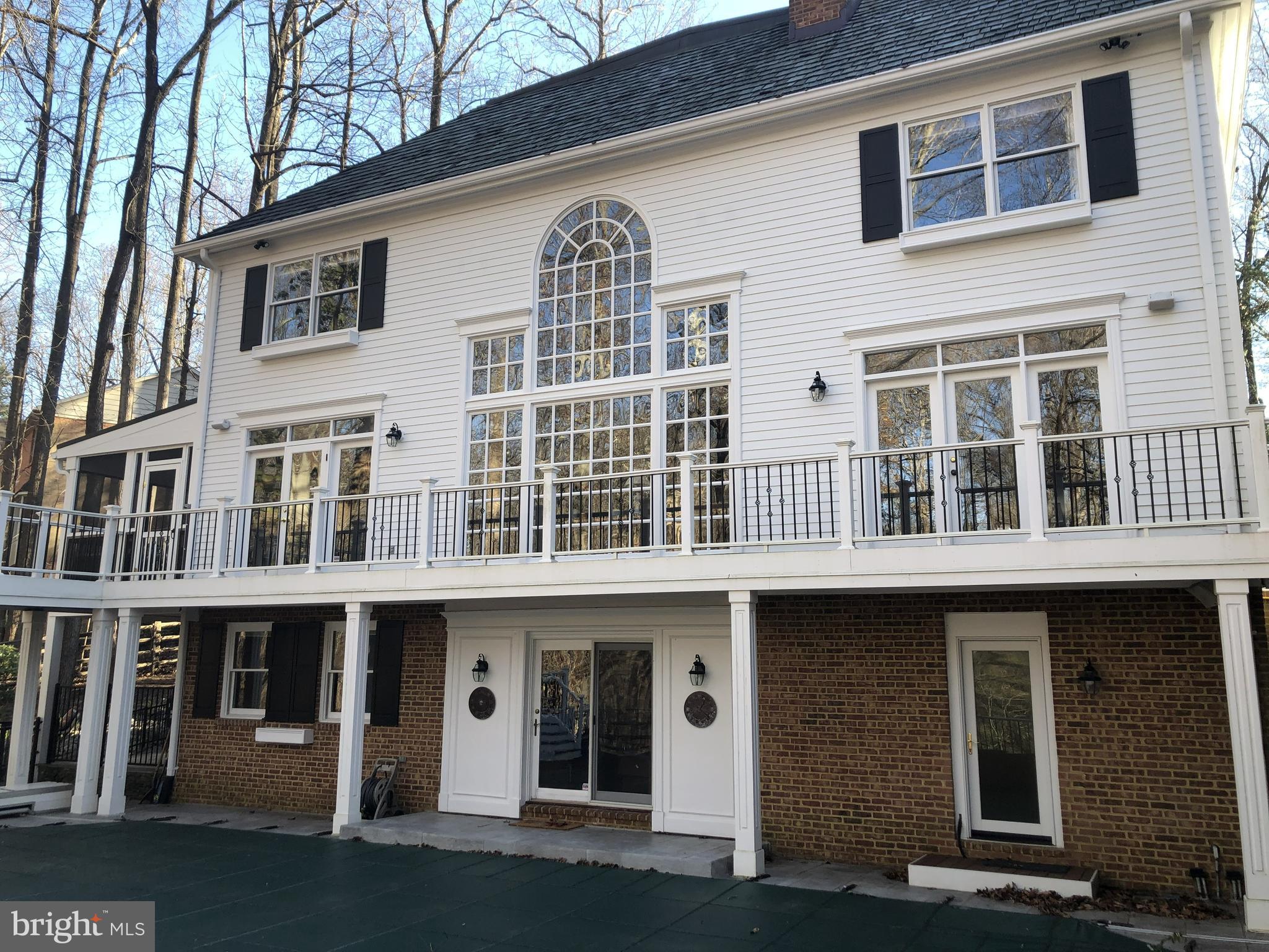 RIVERS EDGE - Residential Lease