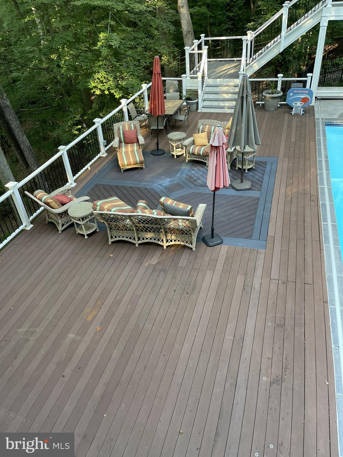 RIVERS EDGE - Residential Lease