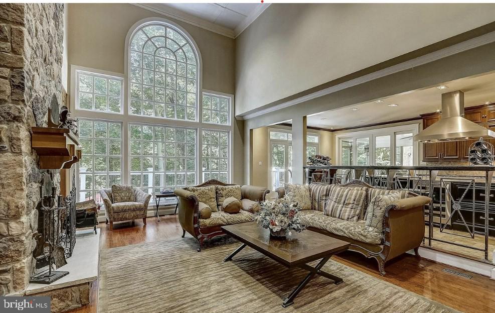 RIVERS EDGE - Residential Lease