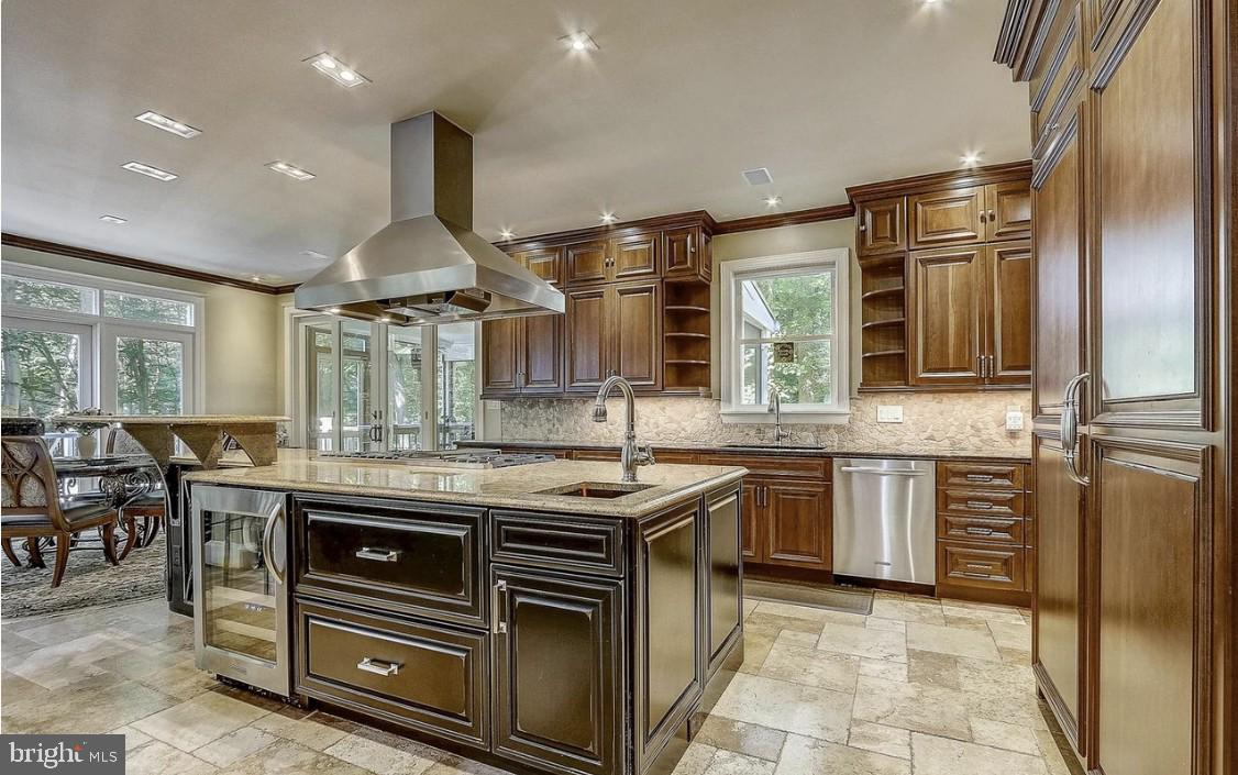 RIVERS EDGE - Residential Lease