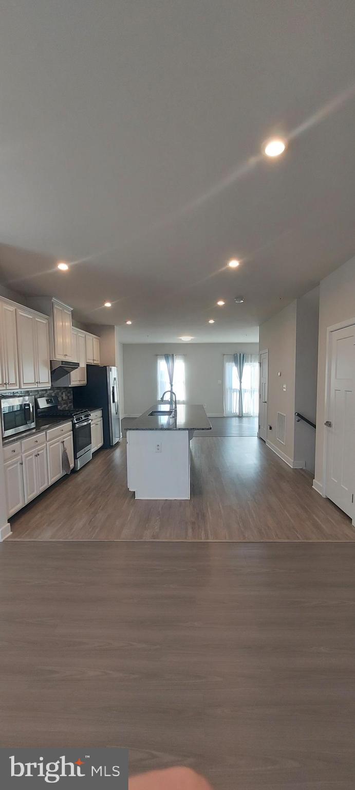 LAKE LINGANORE EAGLEHEAD - Residential Lease