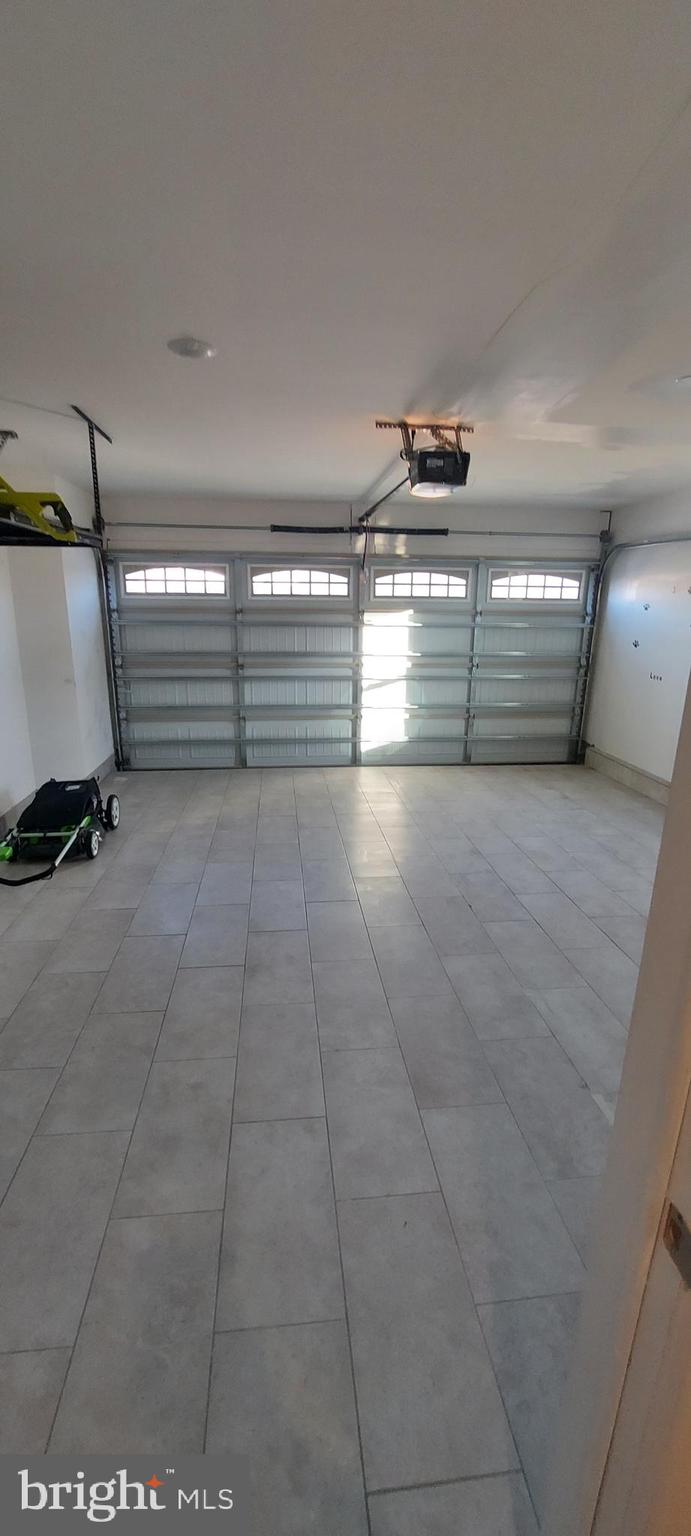 LAKE LINGANORE EAGLEHEAD - Residential Lease