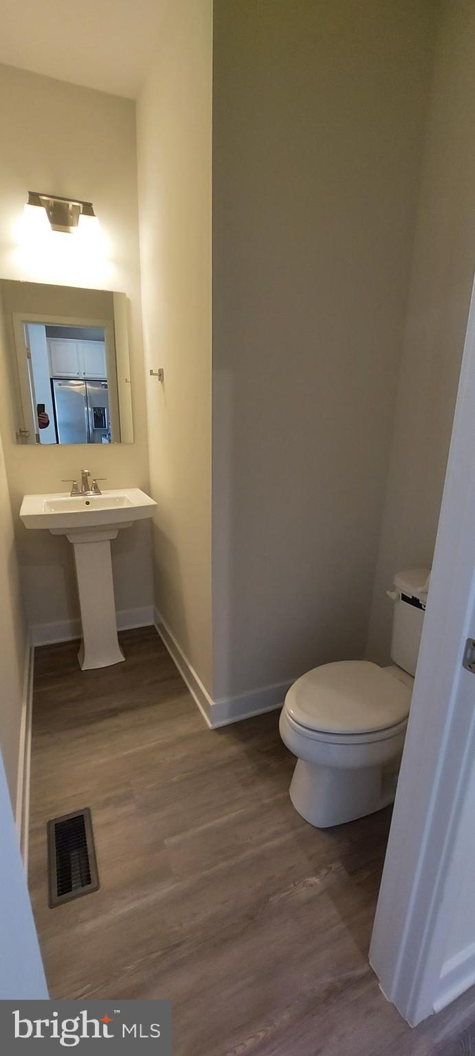 LAKE LINGANORE EAGLEHEAD - Residential Lease