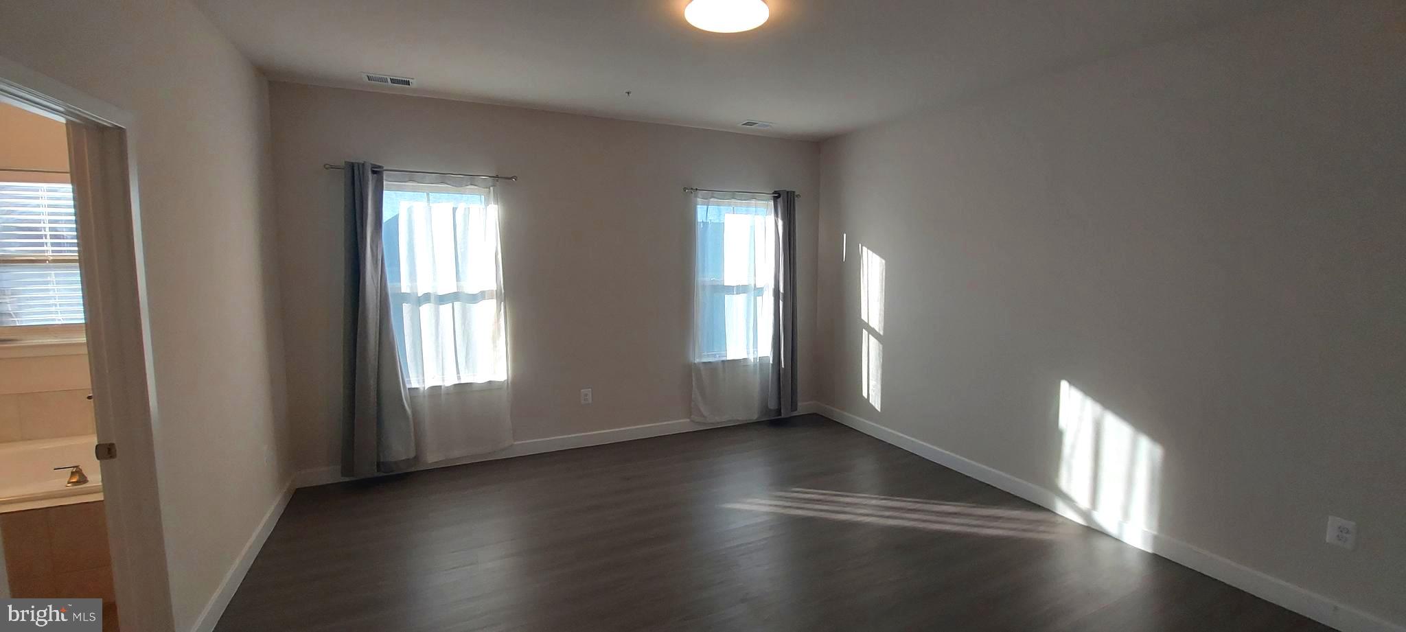 LAKE LINGANORE EAGLEHEAD - Residential Lease