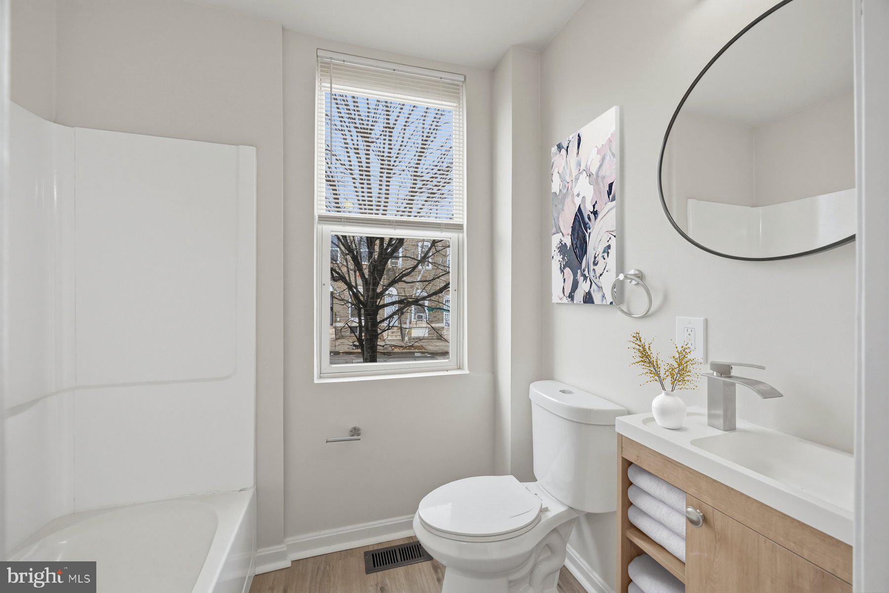 MCELDERRY PARK - Residential Income