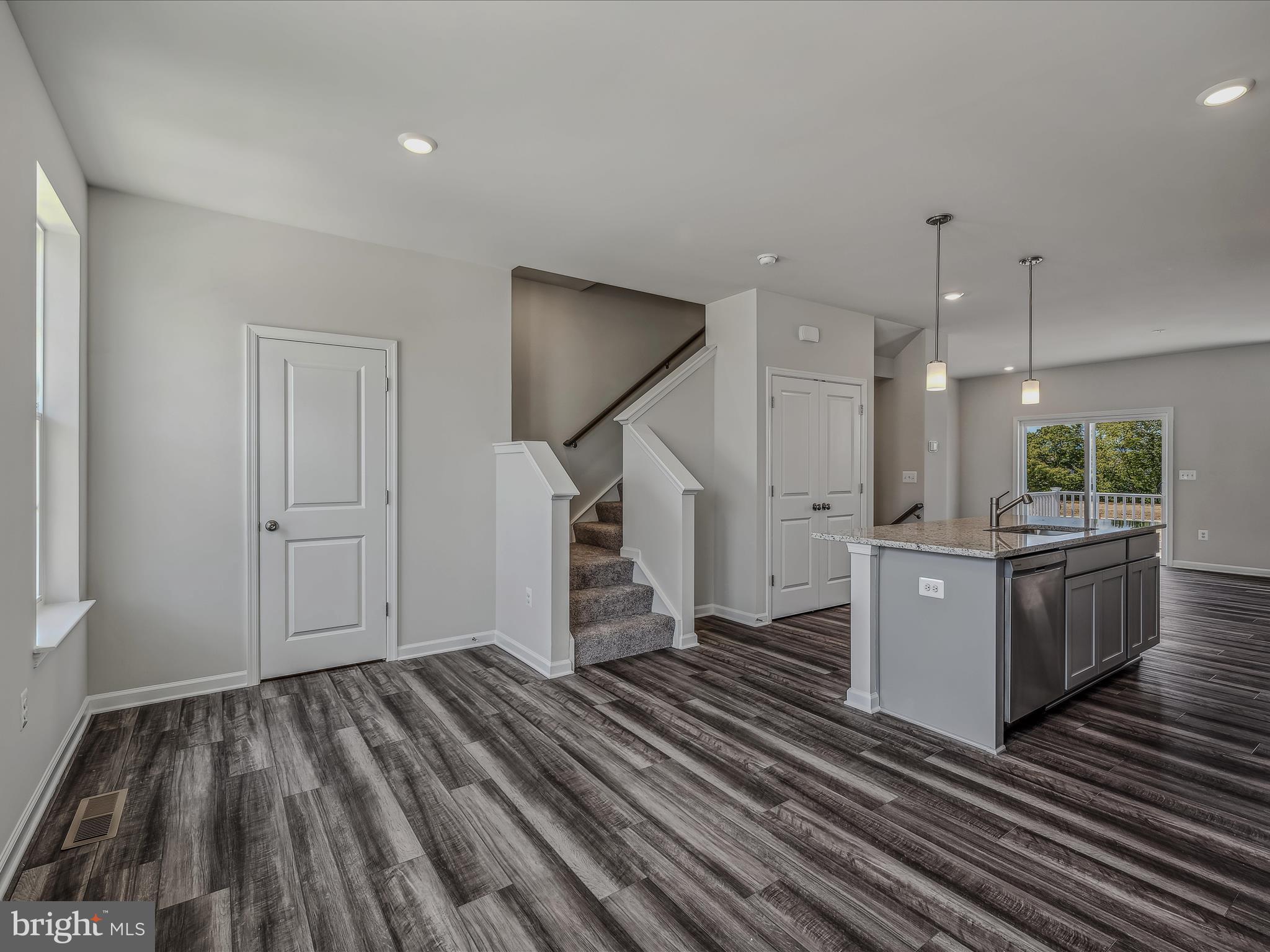 WILLOW GLEN - Residential Lease