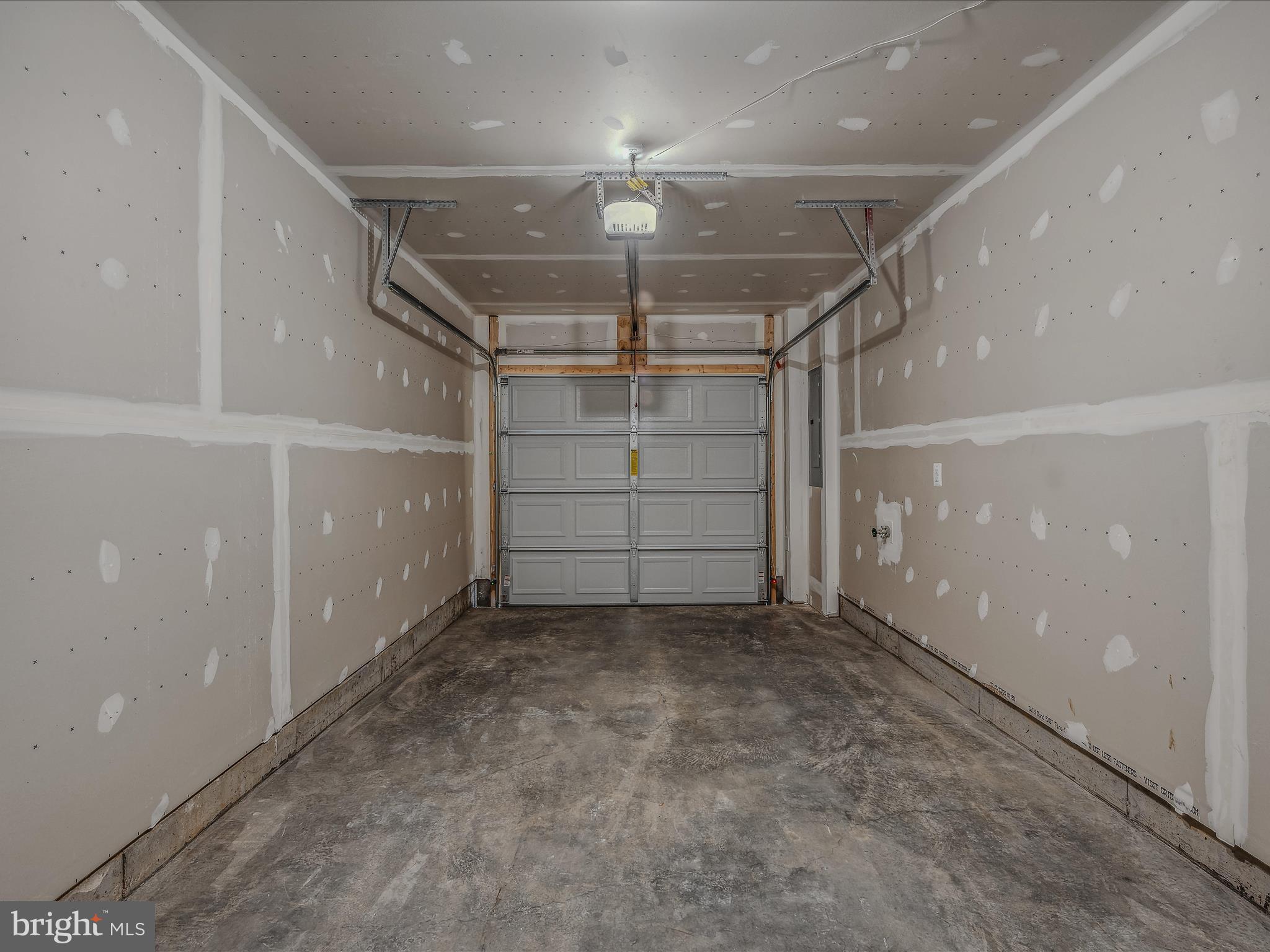 WILLOW GLEN - Residential Lease