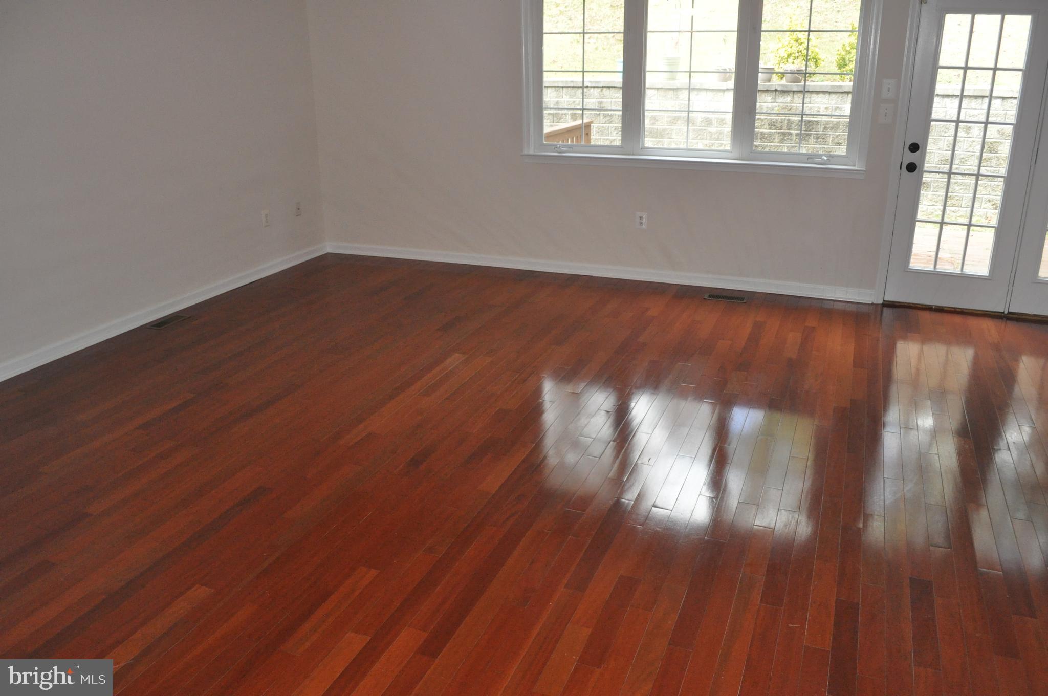 WESTLAKE - Residential Lease