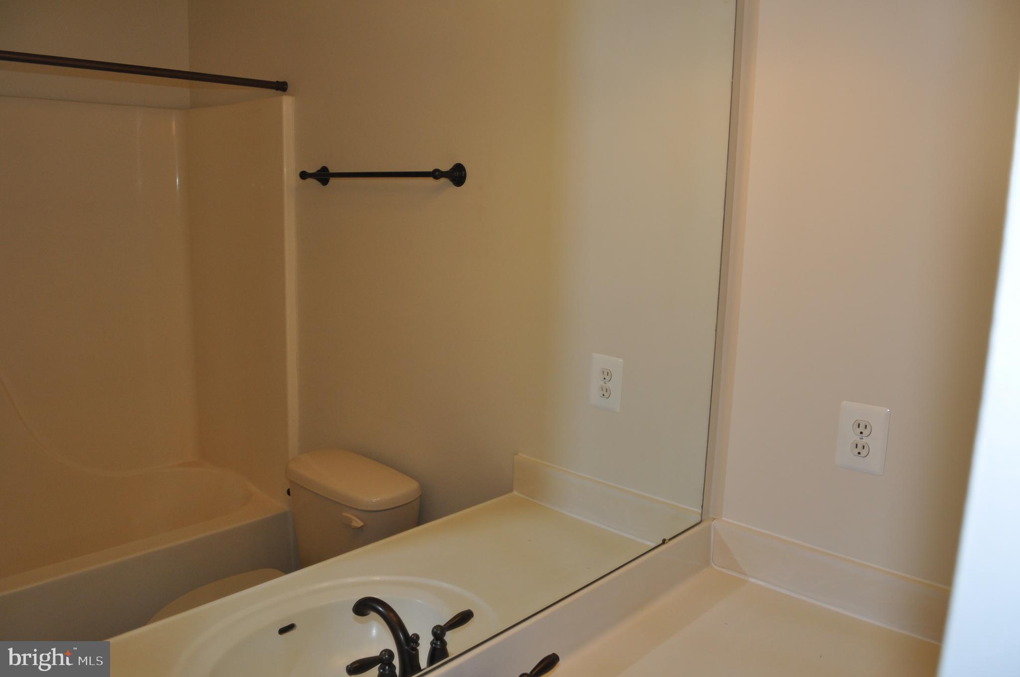 WESTLAKE - Residential Lease