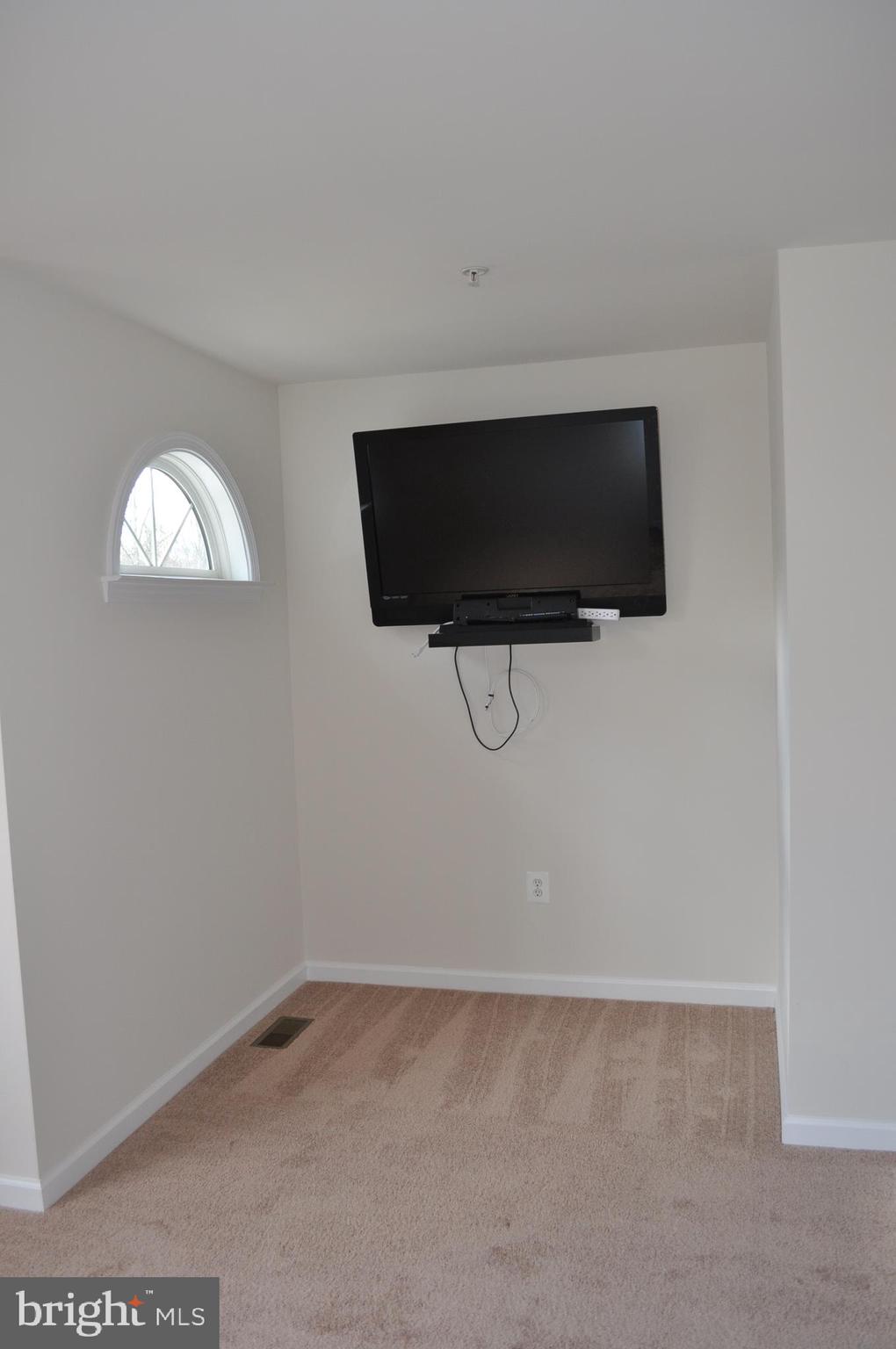 WESTLAKE - Residential Lease