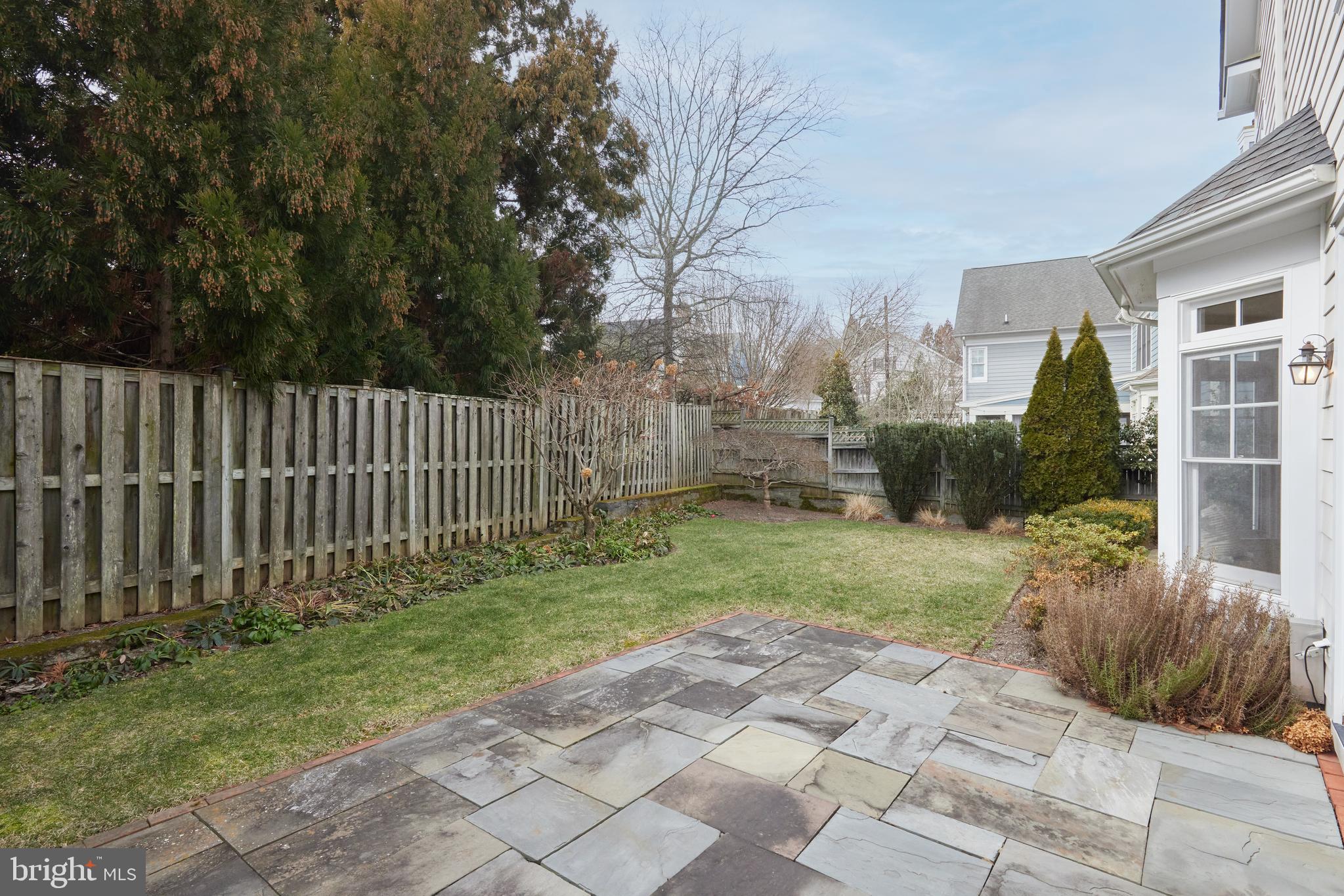 CHEVY CHASE MANOR - Residential