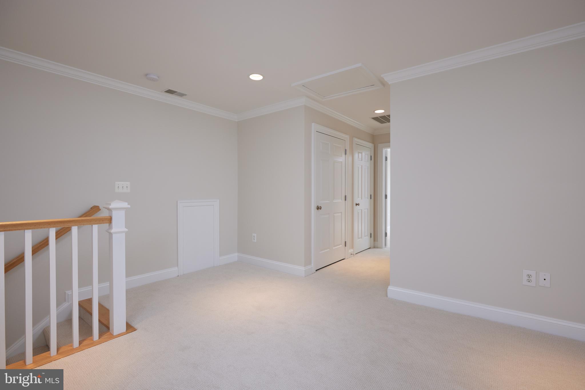 CHEVY CHASE MANOR - Residential