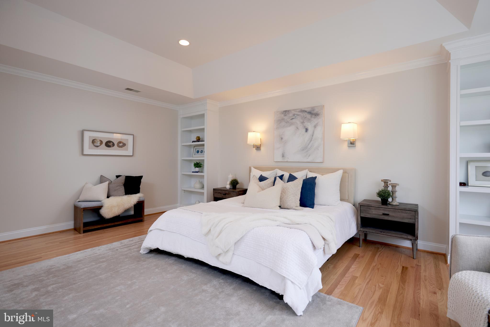 CHEVY CHASE MANOR - Residential