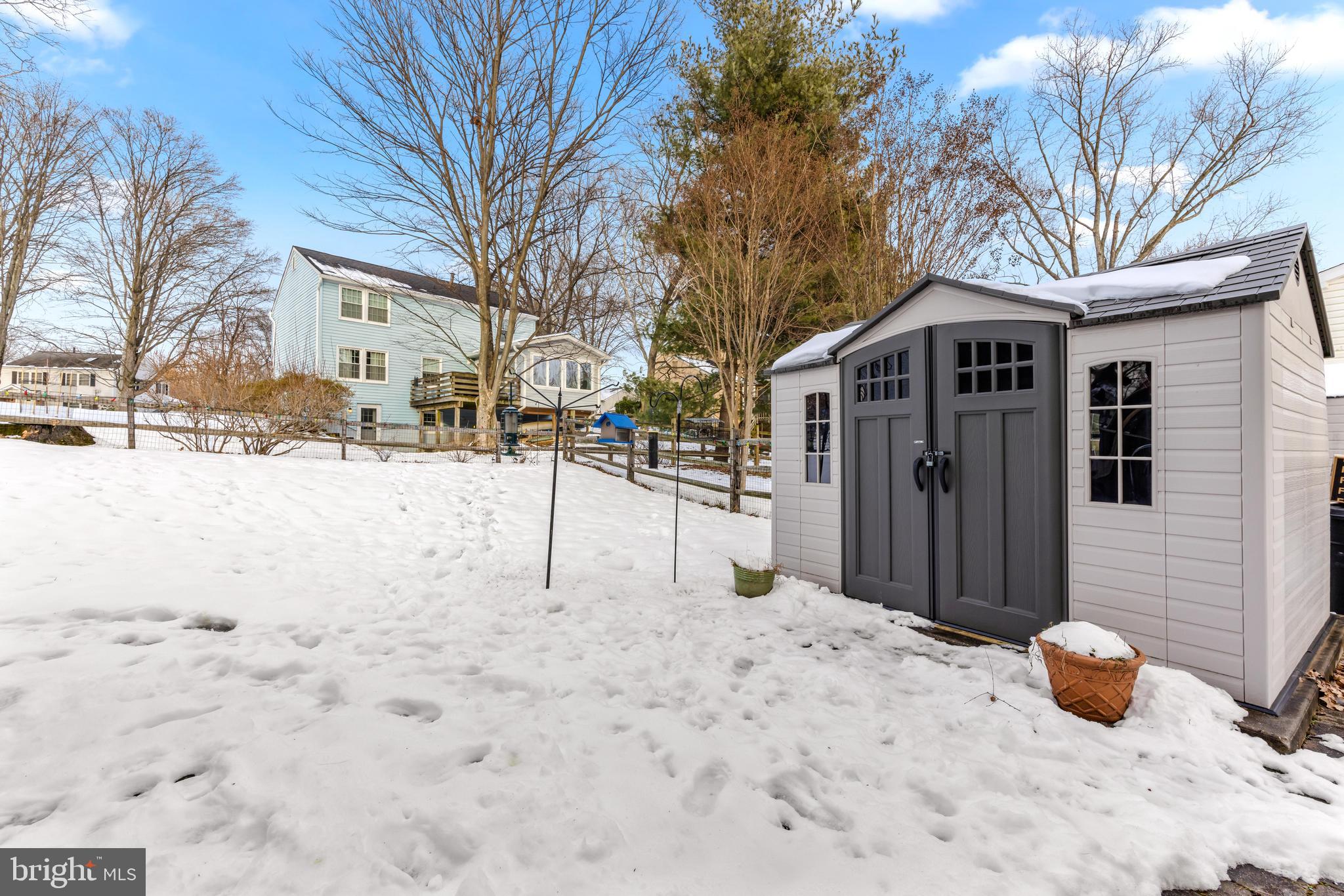 VILLAGE OF LONG REACH - Residential