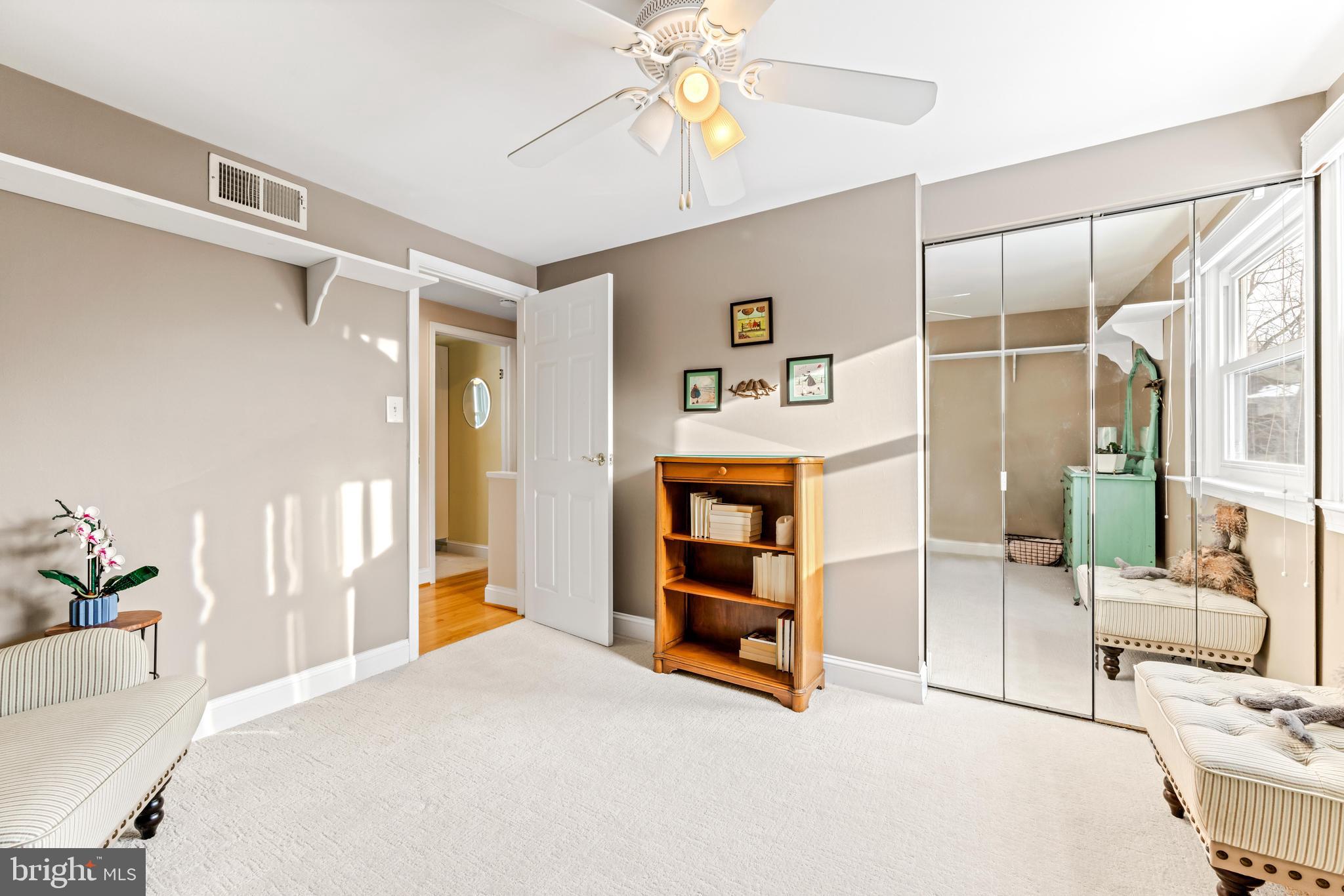 VILLAGE OF LONG REACH - Residential