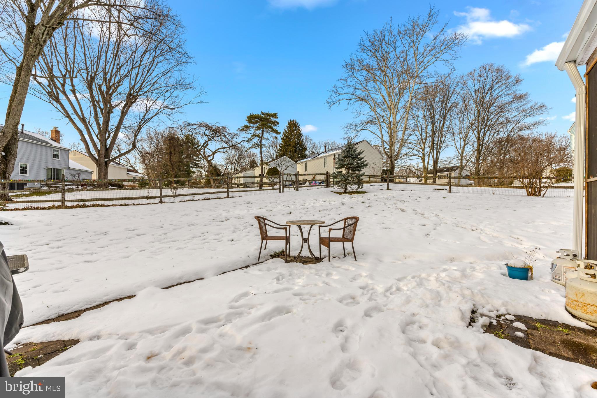 VILLAGE OF LONG REACH - Residential