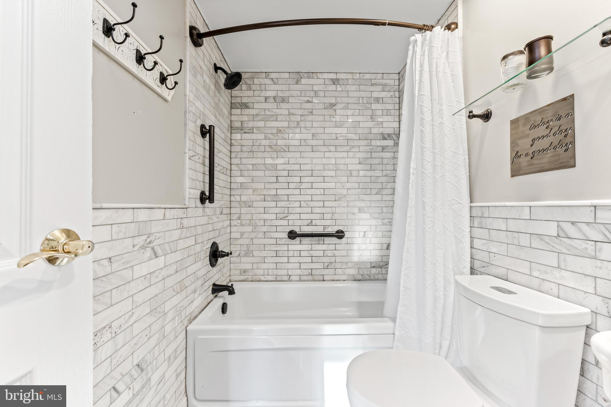 VILLAGE OF LONG REACH - Residential