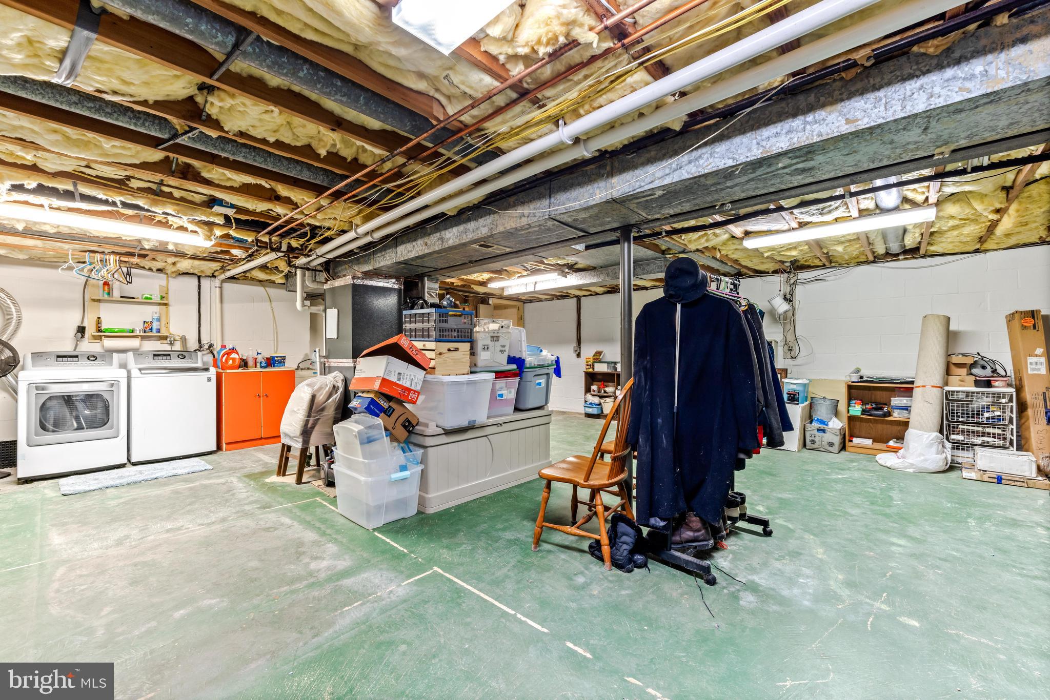 VILLAGE OF LONG REACH - Residential