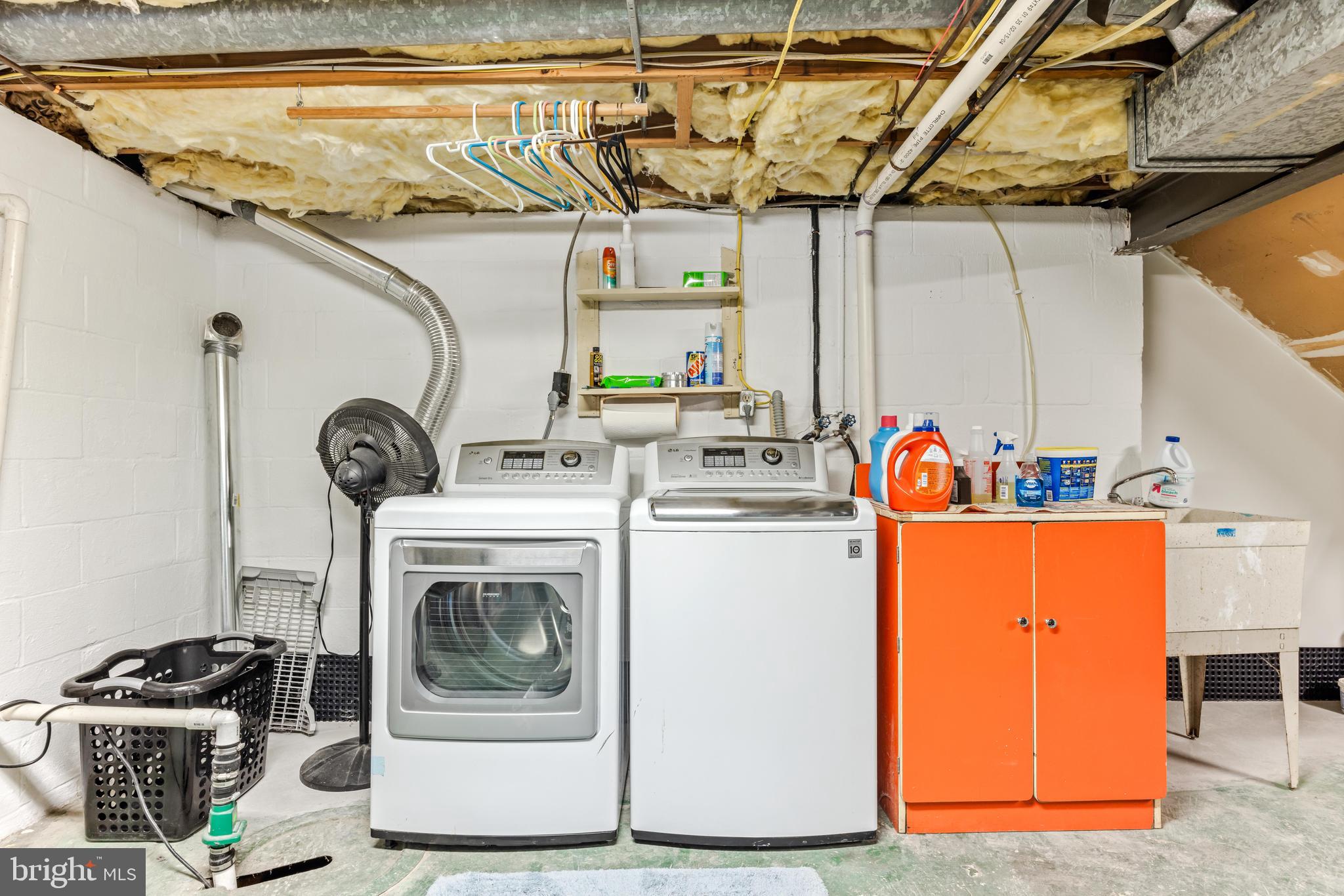 VILLAGE OF LONG REACH - Residential