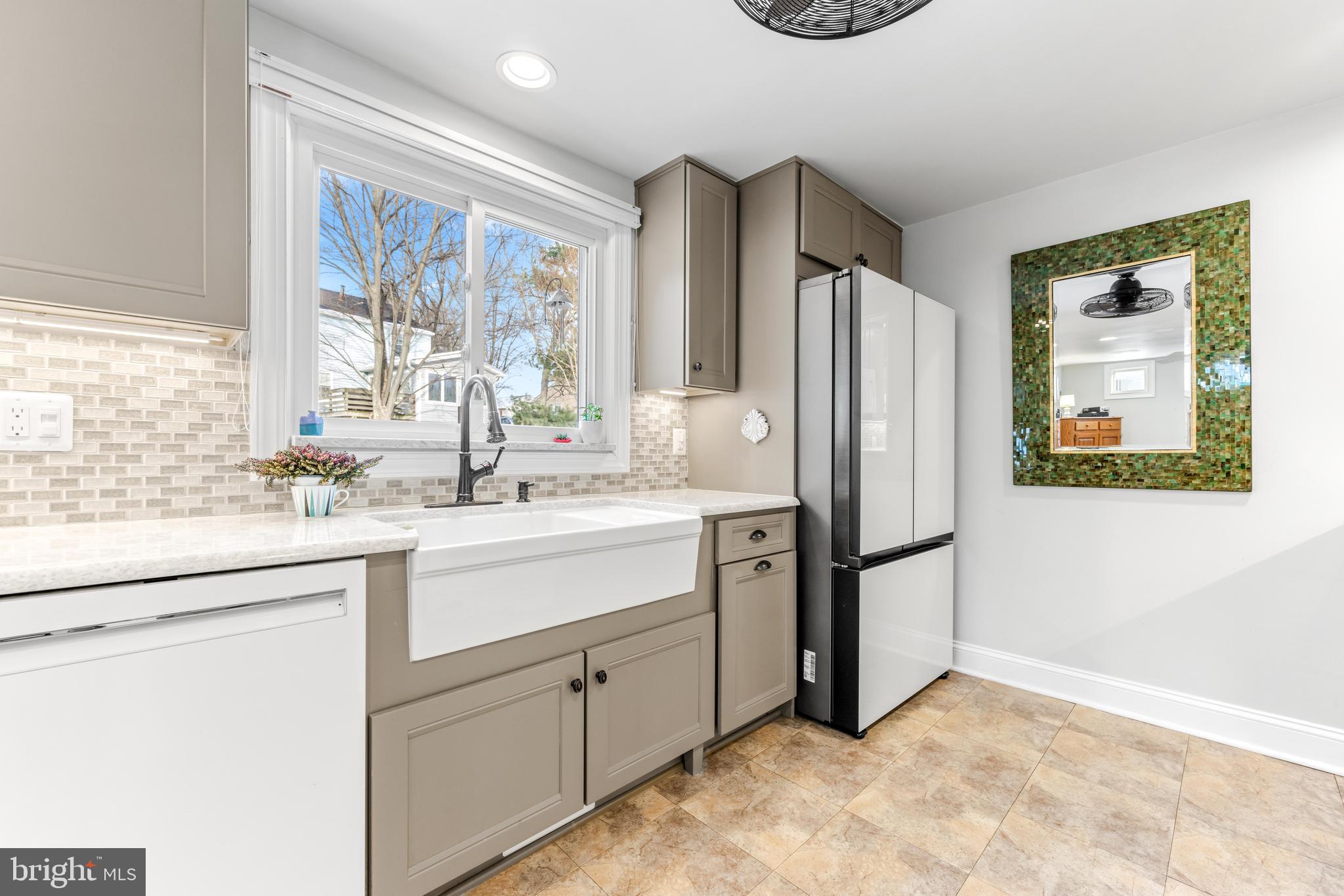 VILLAGE OF LONG REACH - Residential