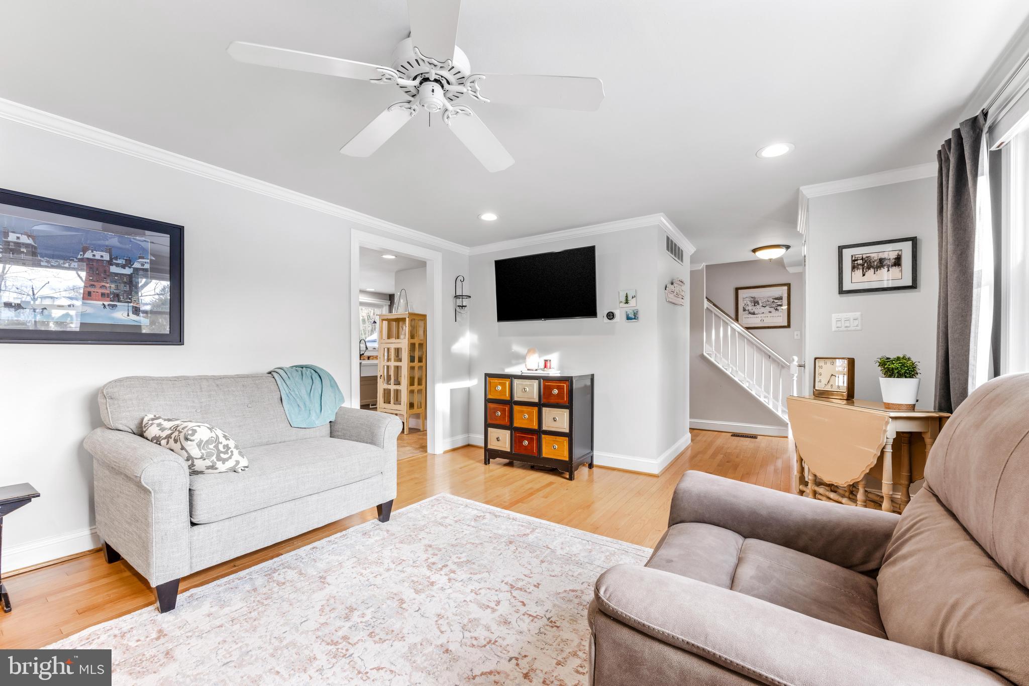 VILLAGE OF LONG REACH - Residential