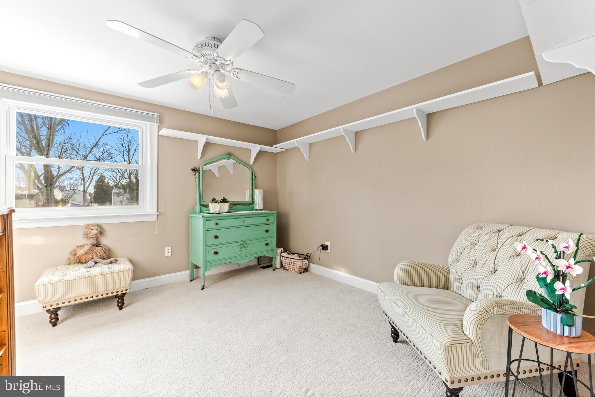 VILLAGE OF LONG REACH - Residential