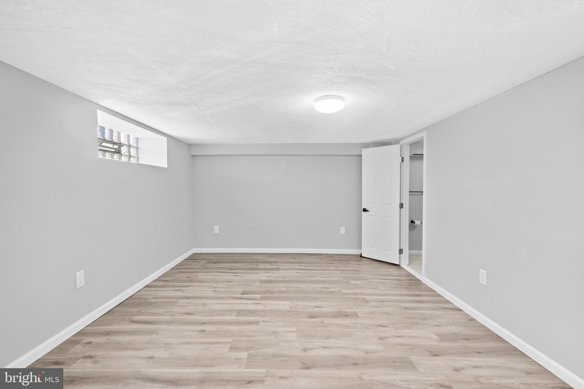 MODENA PARK - Residential