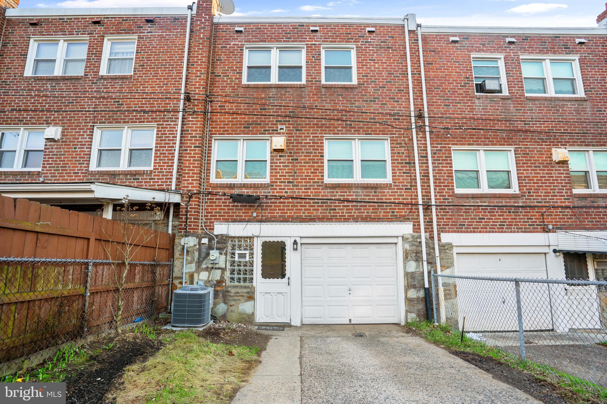 MODENA PARK - Residential