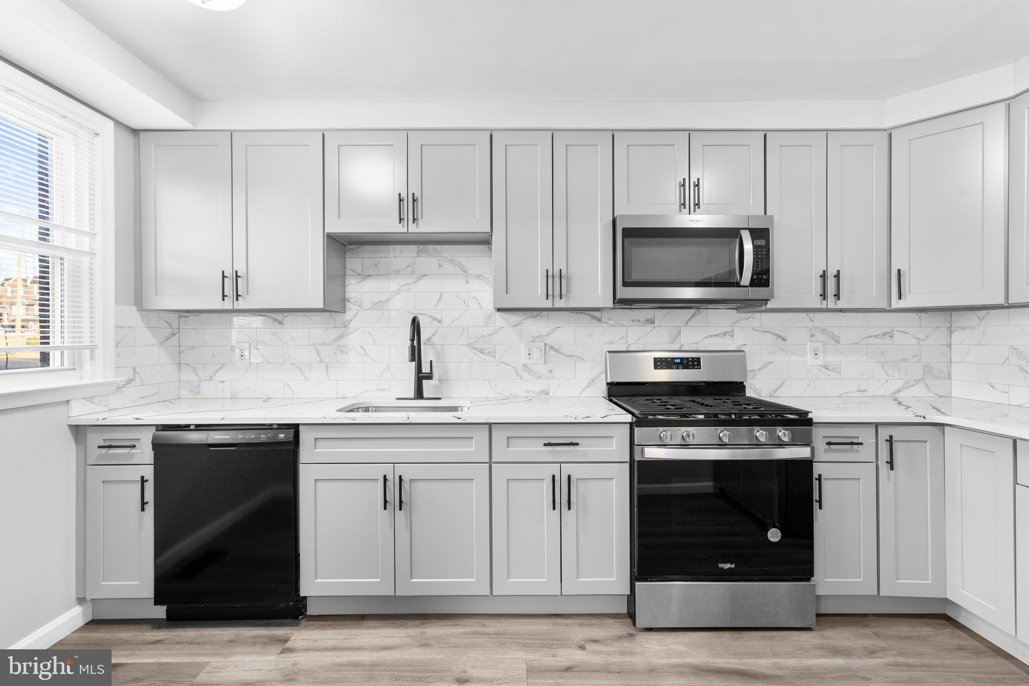 MODENA PARK - Residential