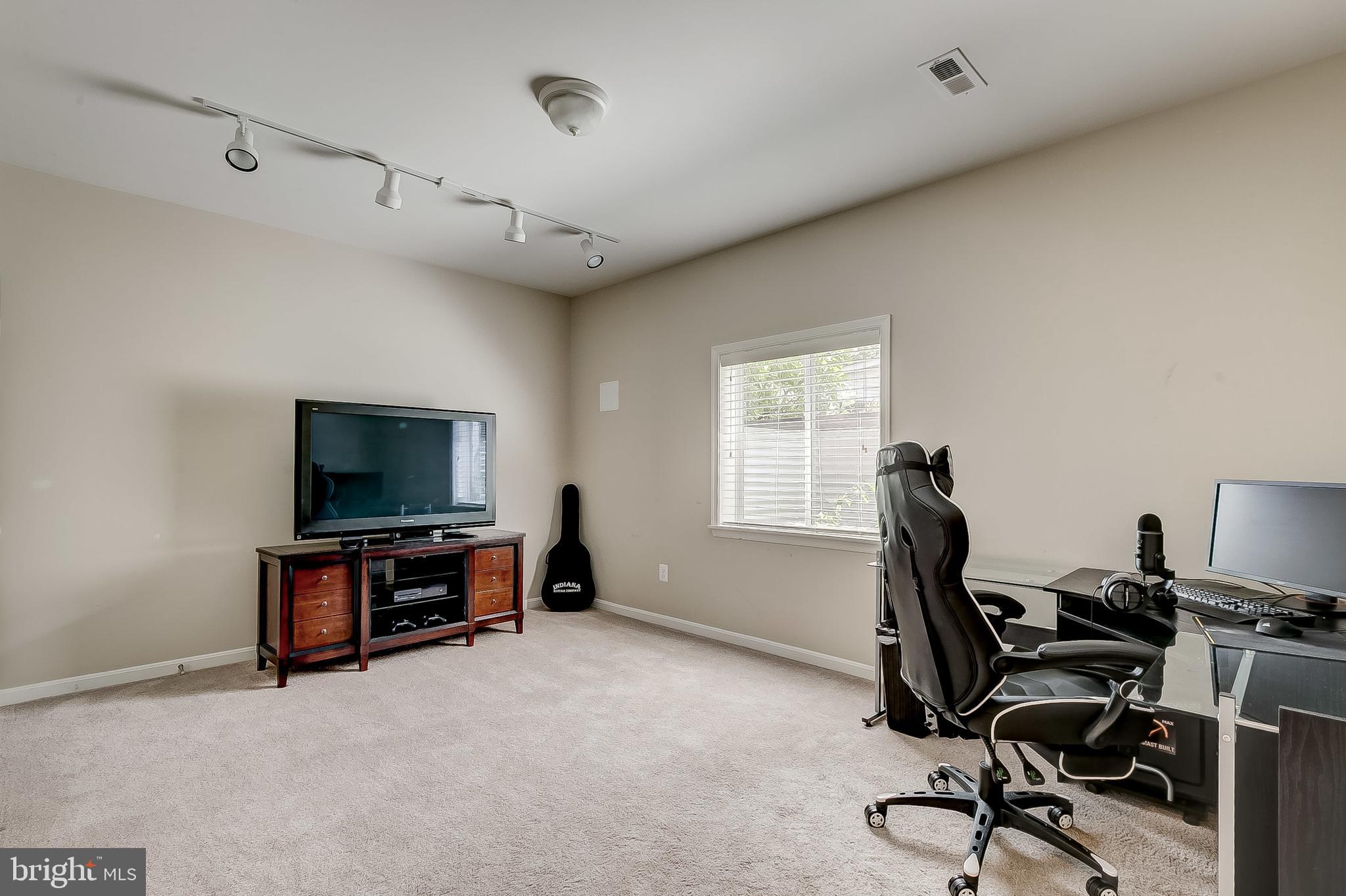 LINTHICUM HEIGHTS - Residential