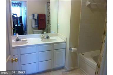 PINEY ORCHARD - Residential Lease