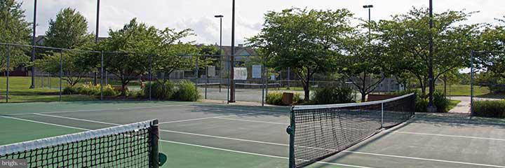 PINEY ORCHARD - Residential Lease